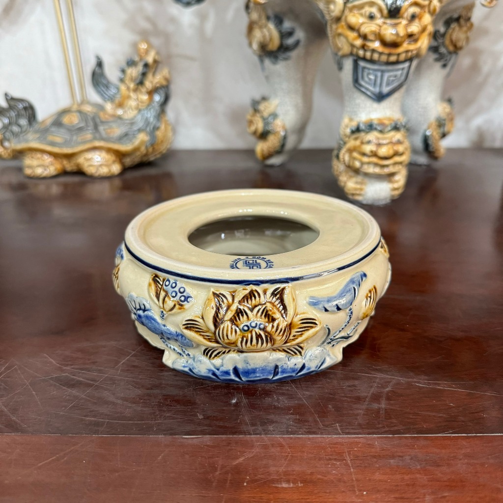 Đồ Thờ Cúng Chân - Đế - Kệ Bát Hương Hoàng Thổ Đắp Nổi Hoạ tiết Sen - Rồng - Nghệ Nhân Bát Tràng_thumbnail_1