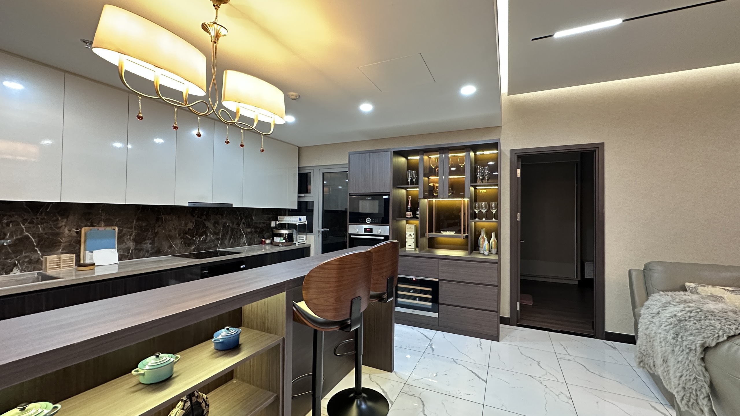 Độc quyền căn hộ Pool Villa The River cho thuê - full nội thất view trực diện sông giá 285 triệu_thumbnail_3