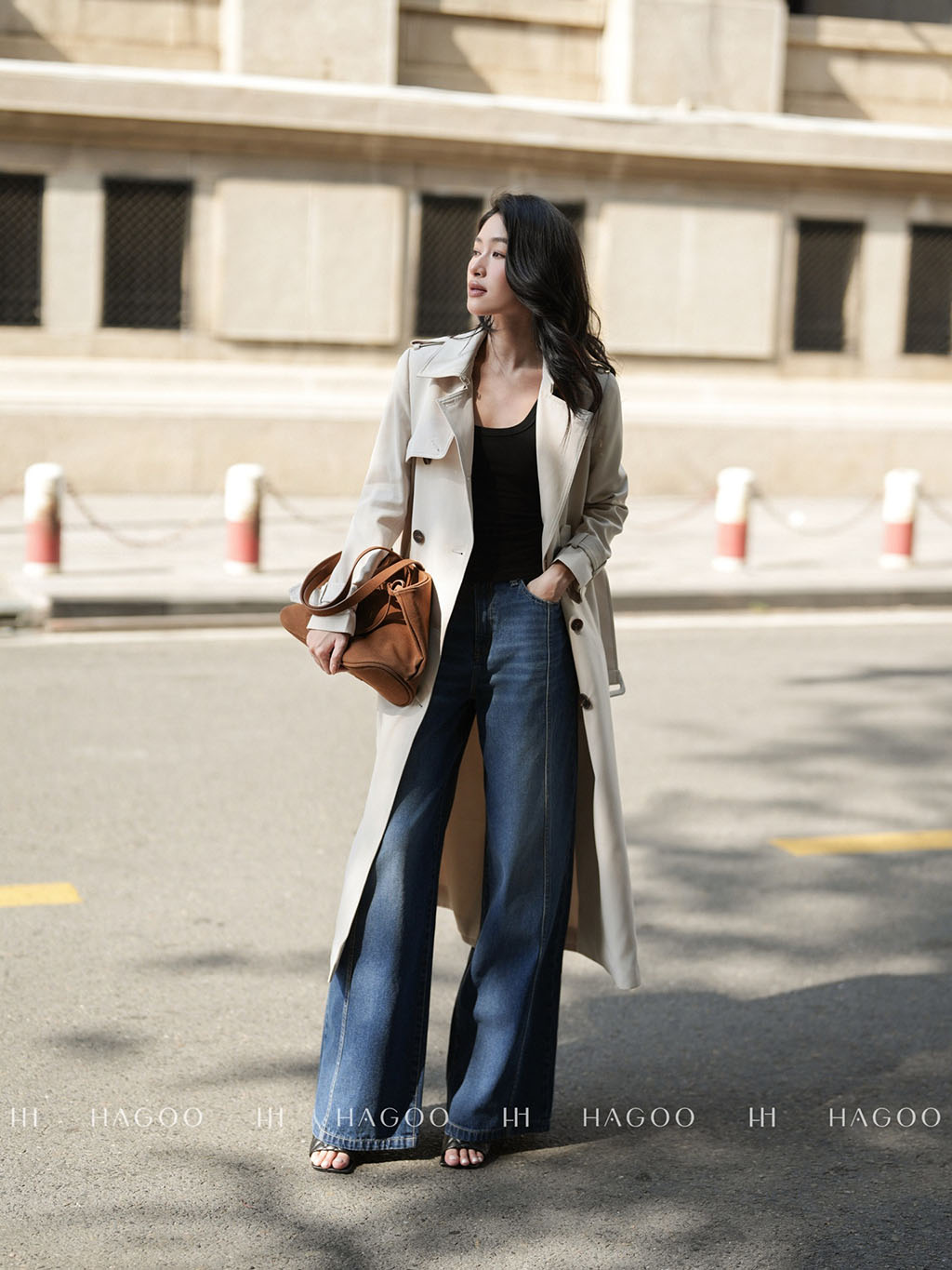 Quần Jeans bổ can sườn dáng suông HAGOO_thumbnail_4