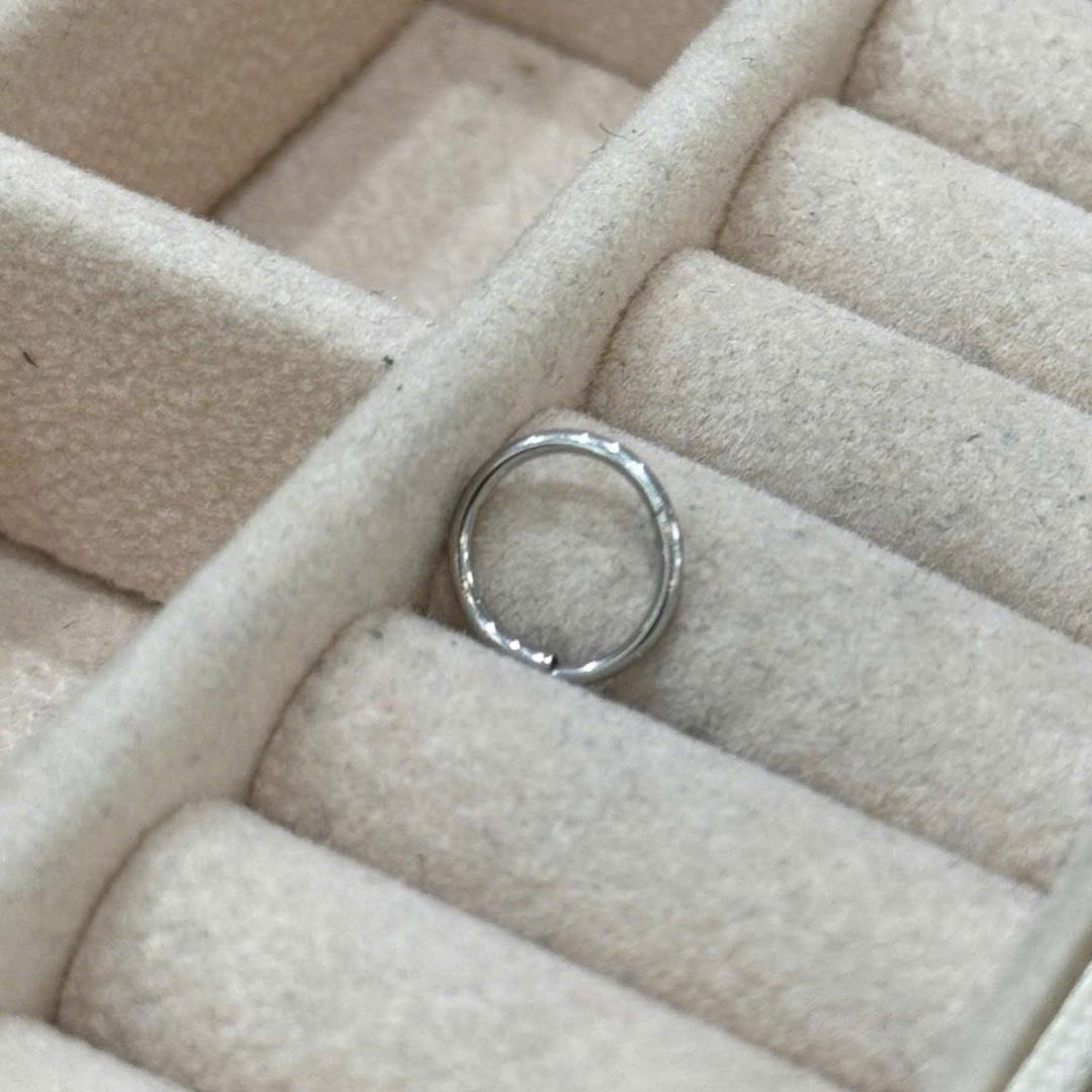 Bật khớp titan size 8 dày 1.2.