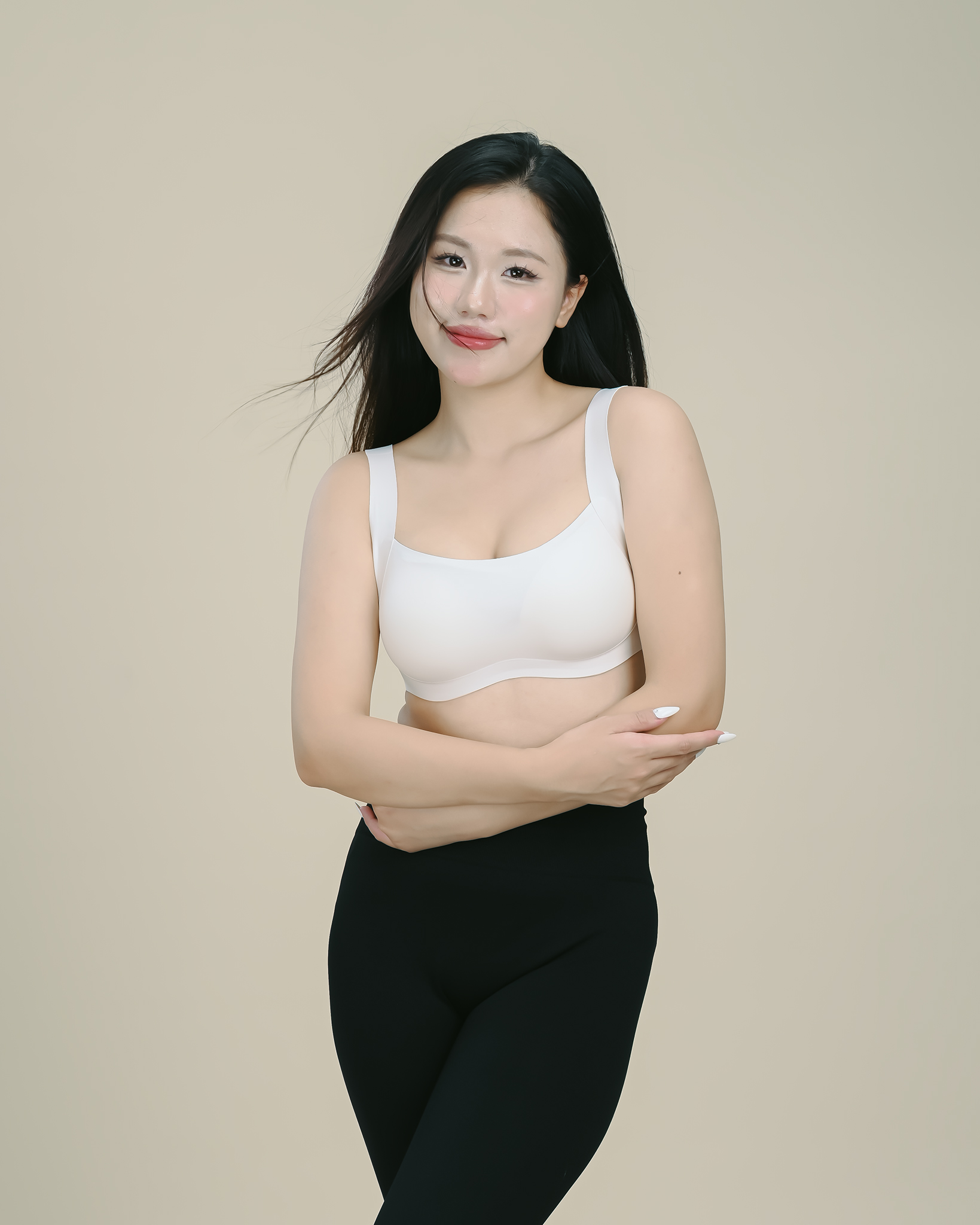 TRẮNG TRẮNG