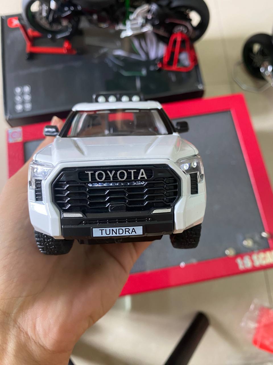 MH Ford Raptor_thumbnail_7