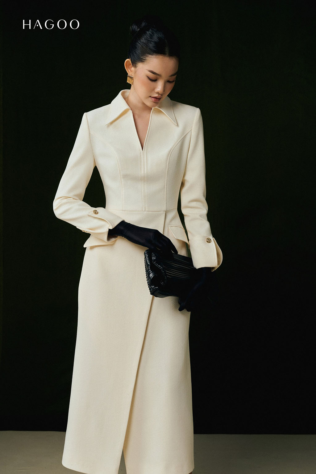 Váy cổ V đức vạt chéo HAGOO