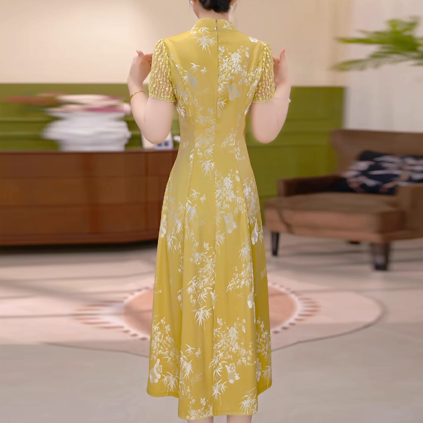 17771-Đầm suông lụa vân hoa màu vàng ( lụa vân gấm, lót)_thumbnail_3