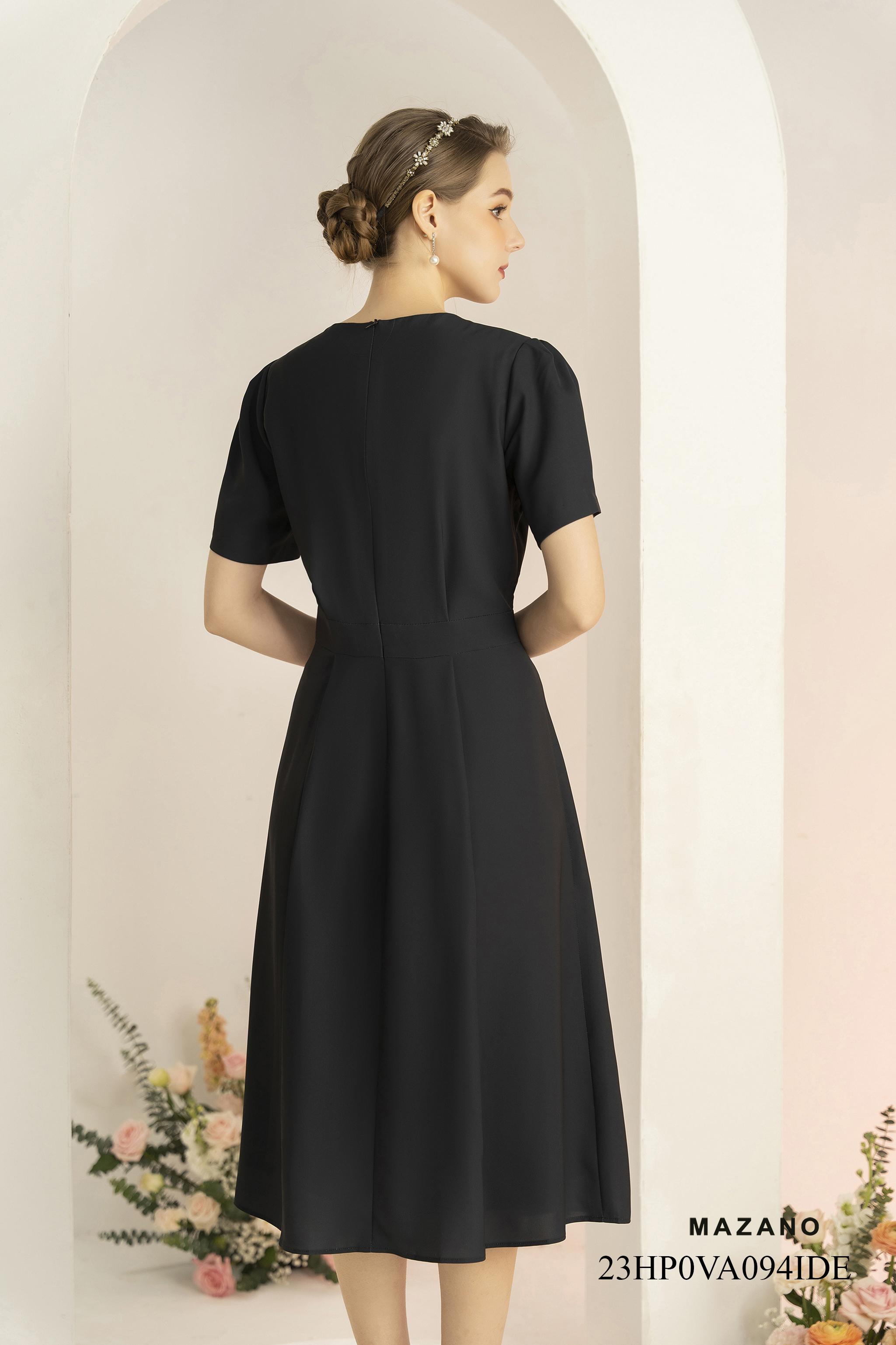 Đầm ôm che eo chân xòe nhẹ in họa tiết hoa nghệ thuật 23HP0VA094IDE