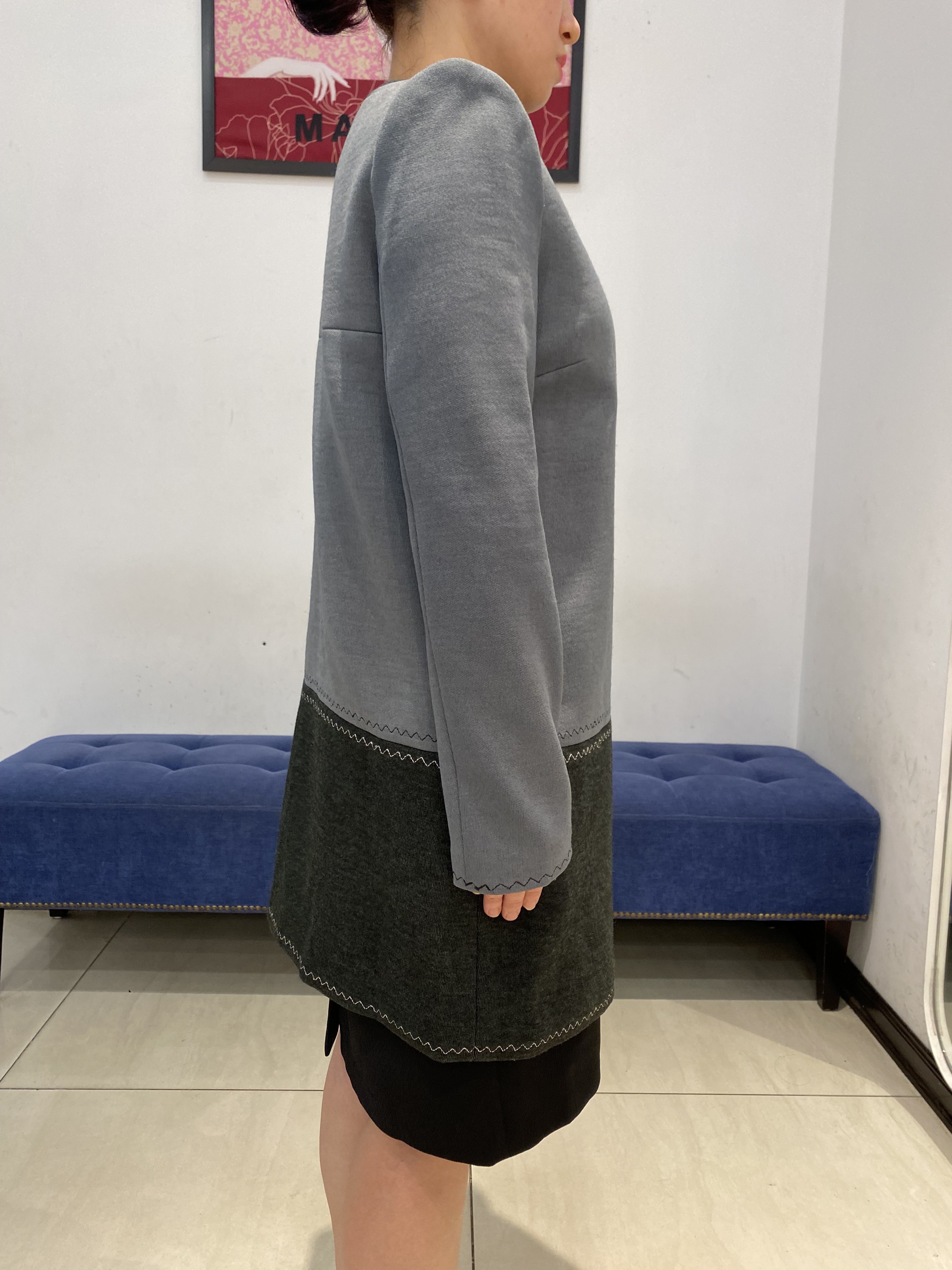 Áo Măng Tô phối hai màu thêu viền trang trí màu xanh xám_thumbnail_2