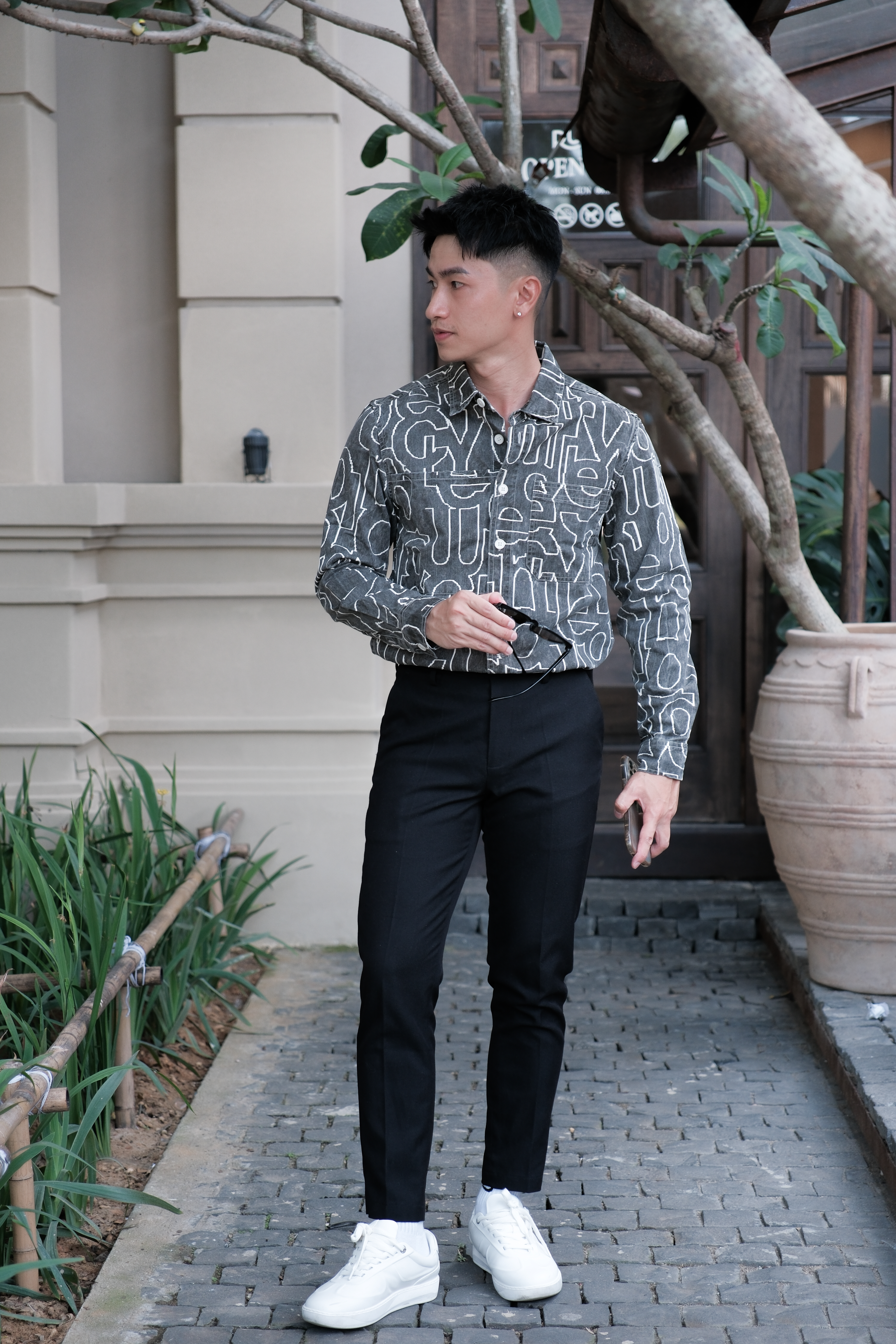 SA16 - Áo Sơ Mi Nam Tay Dài In Chữ Nghệ Thuật Dáng Rộng Phong Cách Thời Trang_thumbnail_17