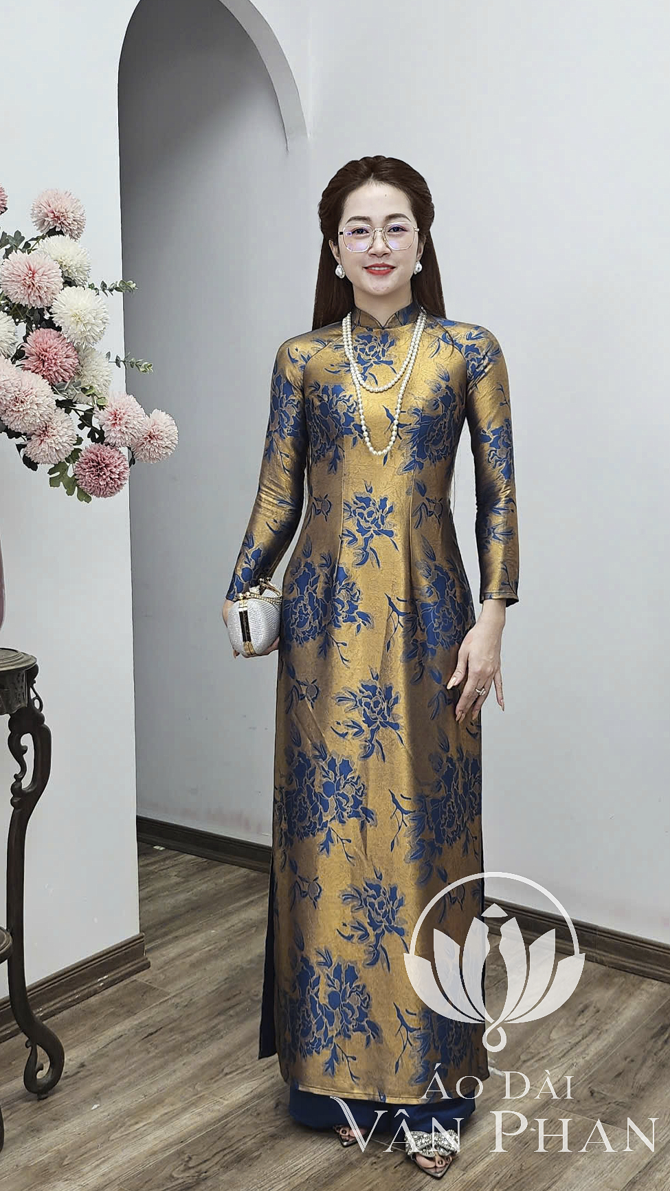 A3155 áo dài cổ 3p tay dài lụa dubai xanh cổ vịt ánh vàng