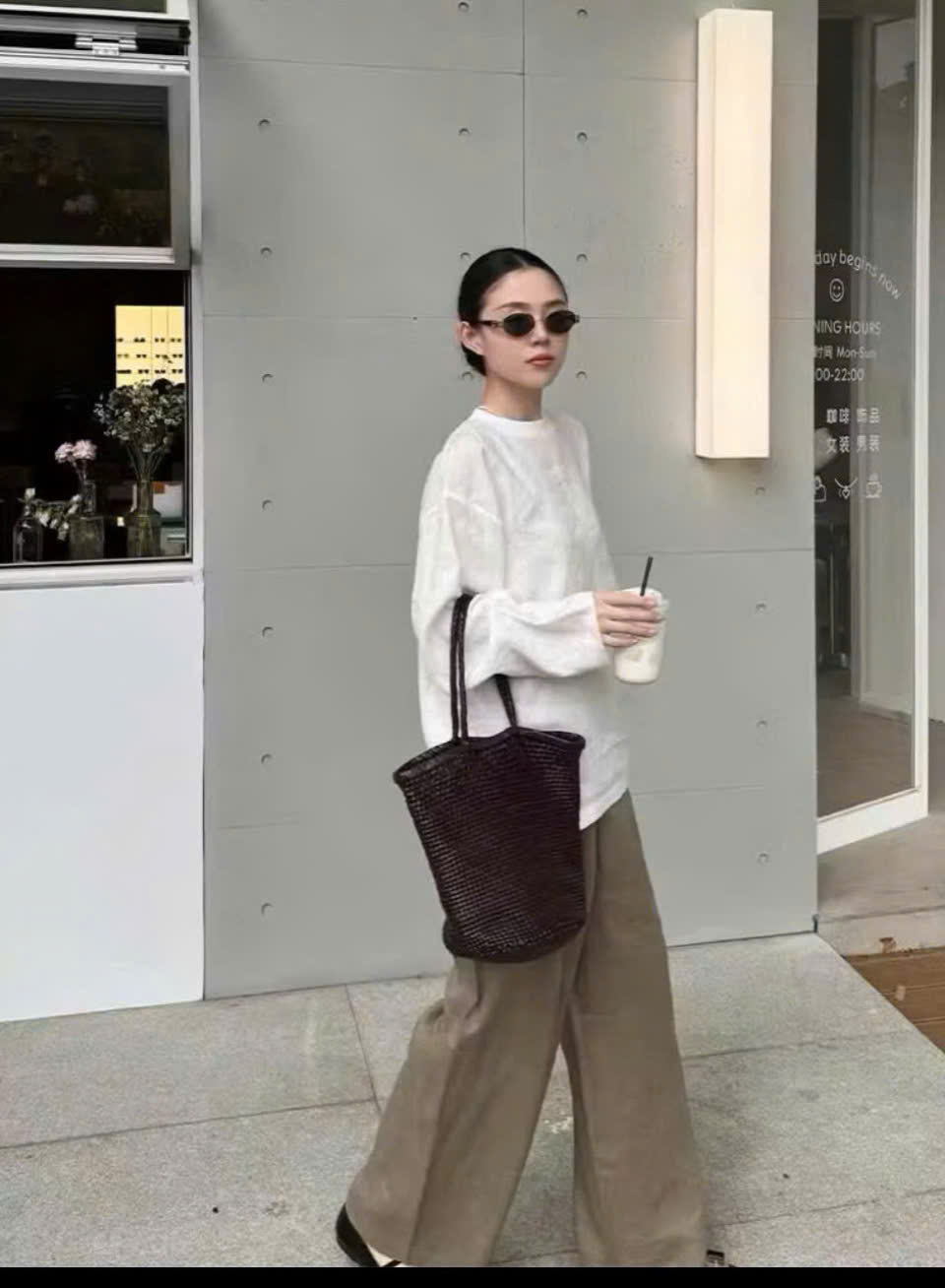 HA640 Áo thun tay dài trắng Coton Q