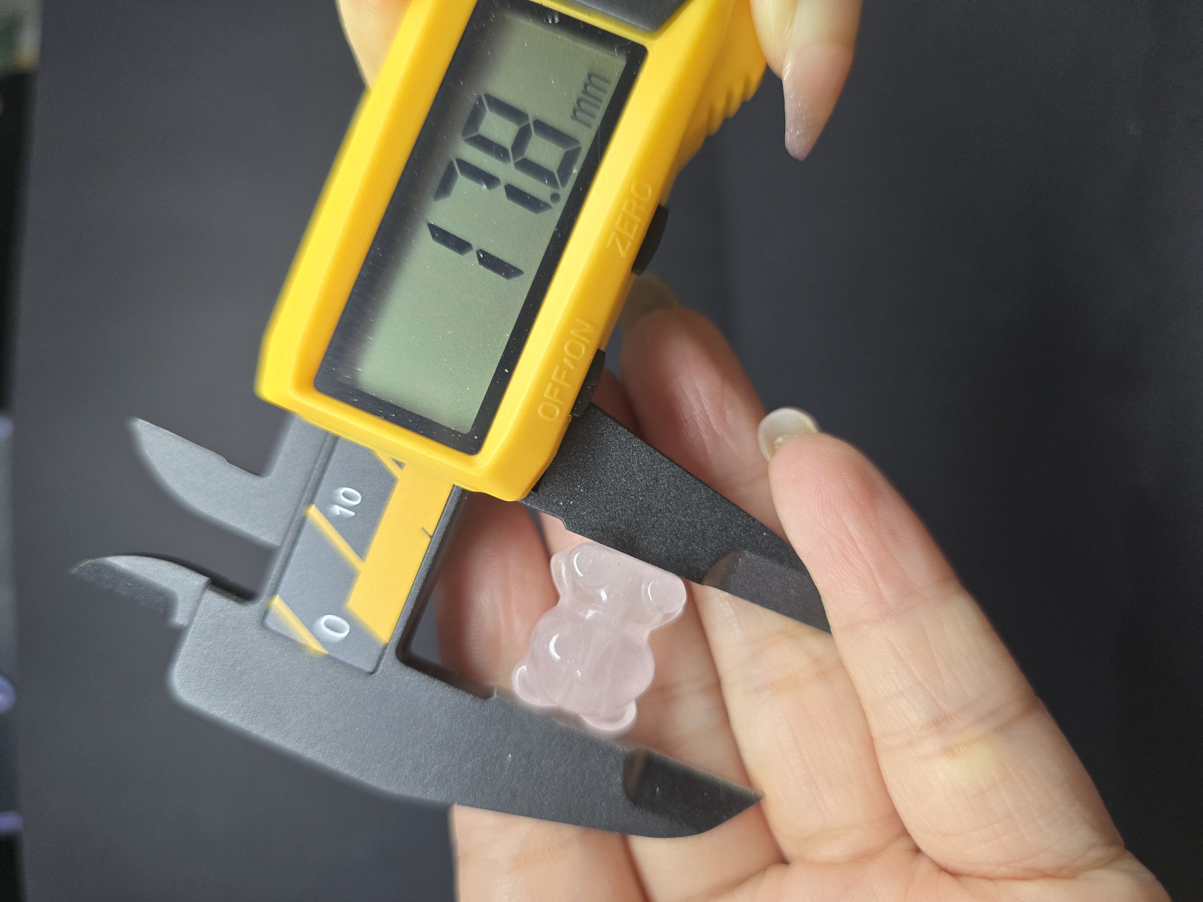 Charm Hạt Lẻ Thạch Anh Hồng - Gấu Cả Khối (Đã Xỏ Lỗ - Bán Lẻ 1 Viên)_thumbnail_3