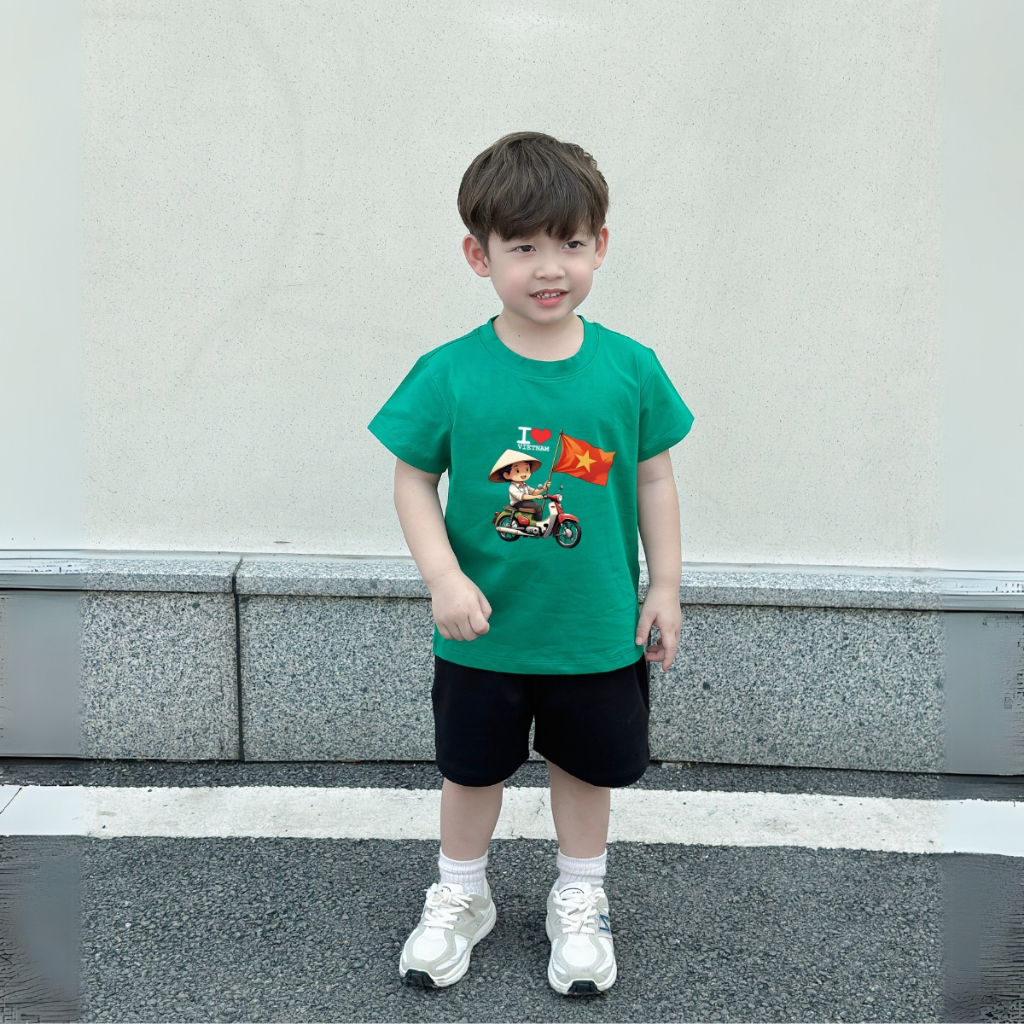 Bộ đồ bé trai in hình 'Cờ đỏ Sao vàng - Độc lập Tự Do' - Loza Kids BD032_thumbnail_4