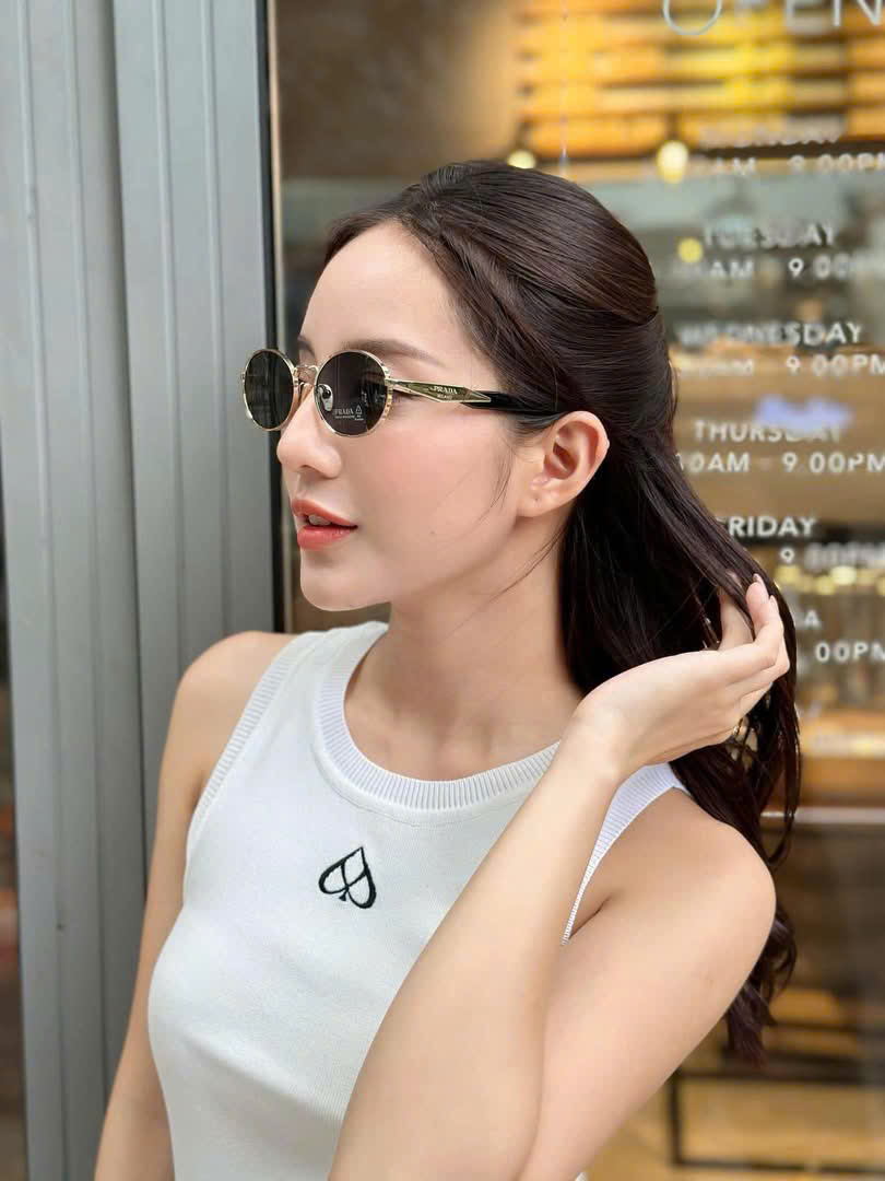 🎀 ℕ𝕖𝕨 𝟚𝟘𝟚𝟝 !!!  PRADA