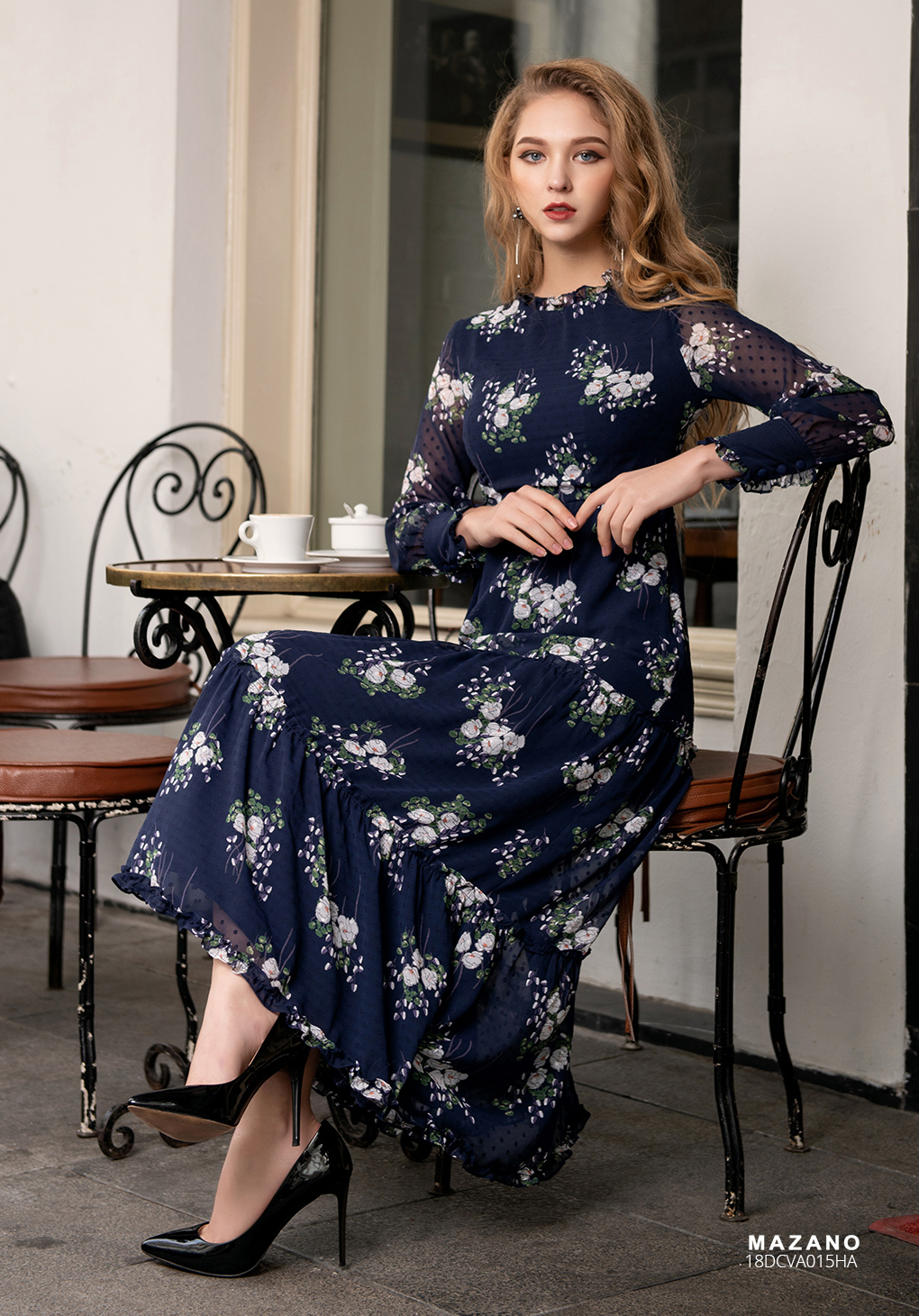 Váy hoa xanh dài nhún bèo_thumbnail_1