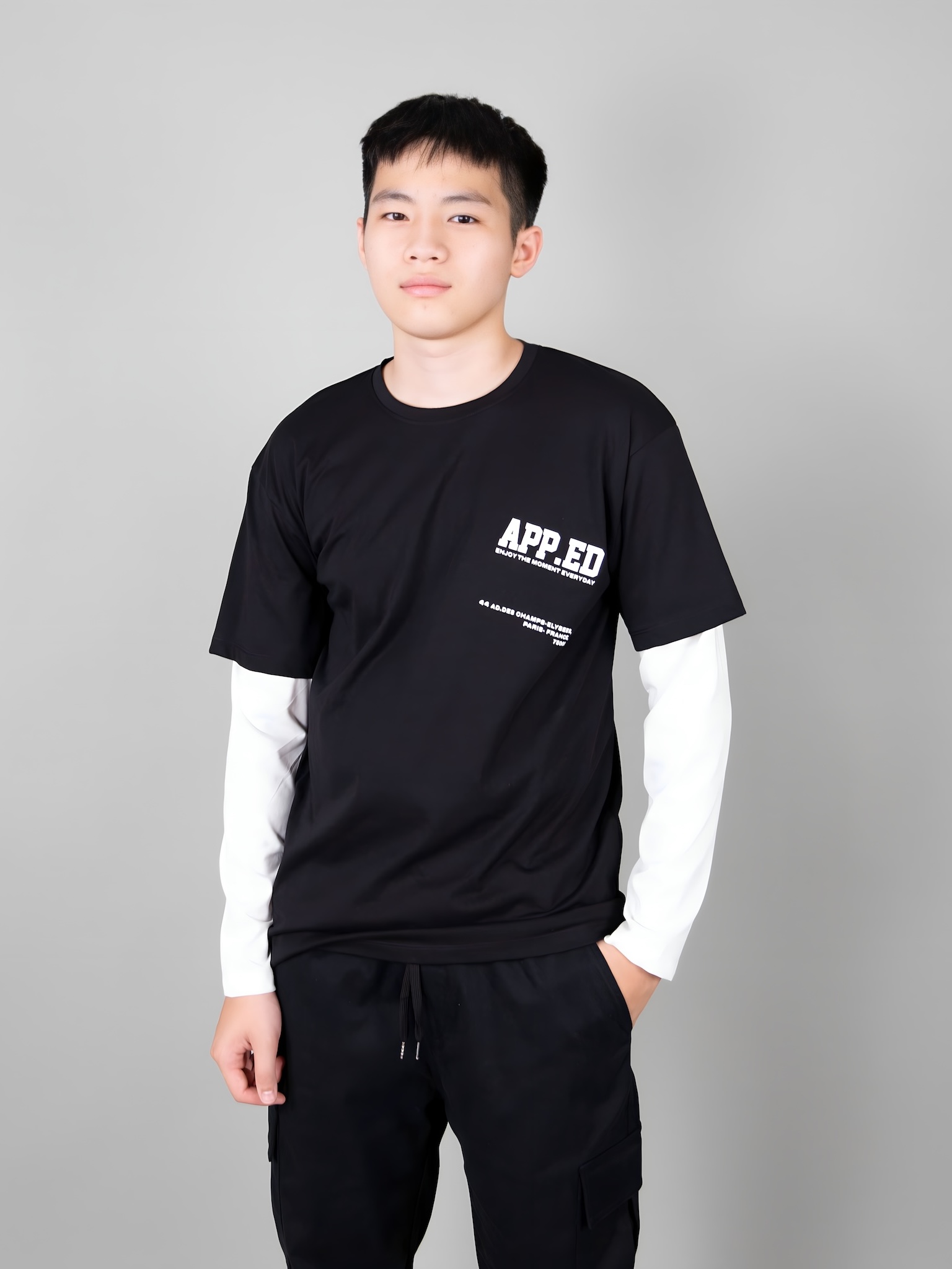 Áo phông dài tay đen phối tay trắng in chữ APP.ED_thumbnail_1
