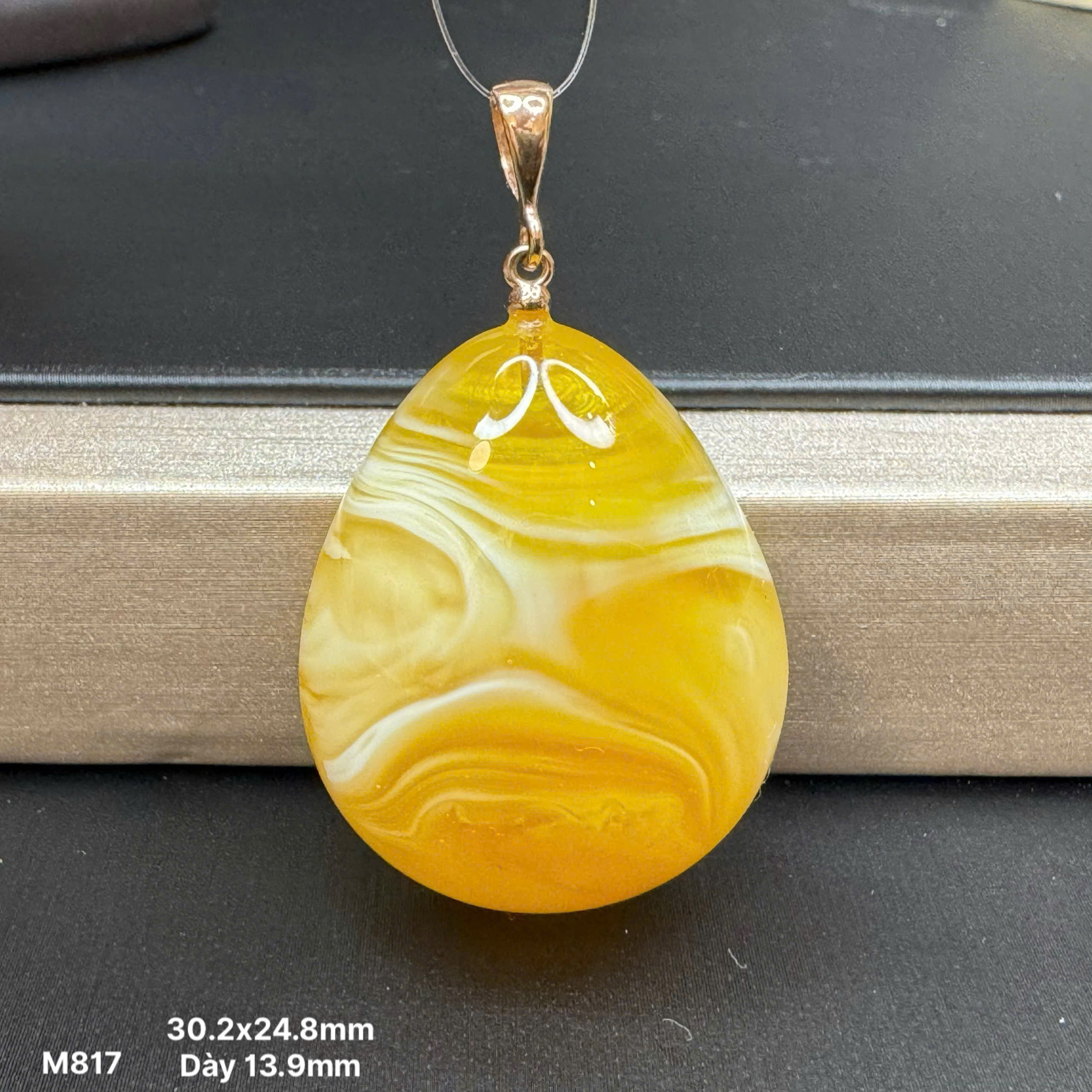 Mặt Vân Hoàng Gia Mây Bồng Bềnh - M817