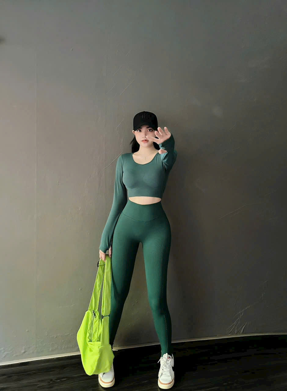 Áo Croptop Thể Thao Nữ Dáng Dài Xỏ Ngón_thumbnail_19