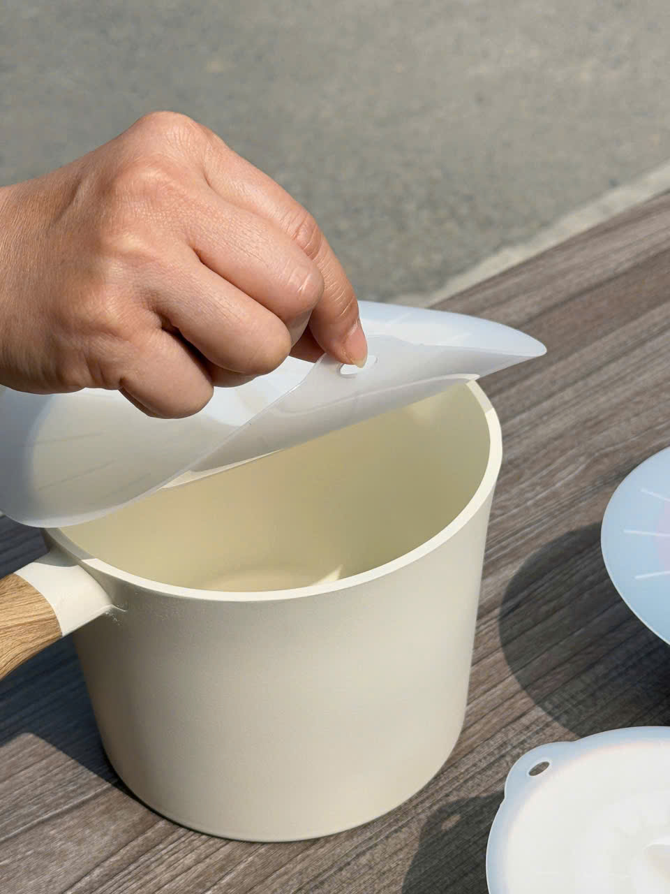 Set 3 Nắp Hít Silicon Kakusee_thumbnail_2