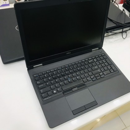 Dell Latitude E5570 VGA rời 2G, i5-6300U, Ram 8G, SSD 256G, Màn 15.6 Full HD IPS