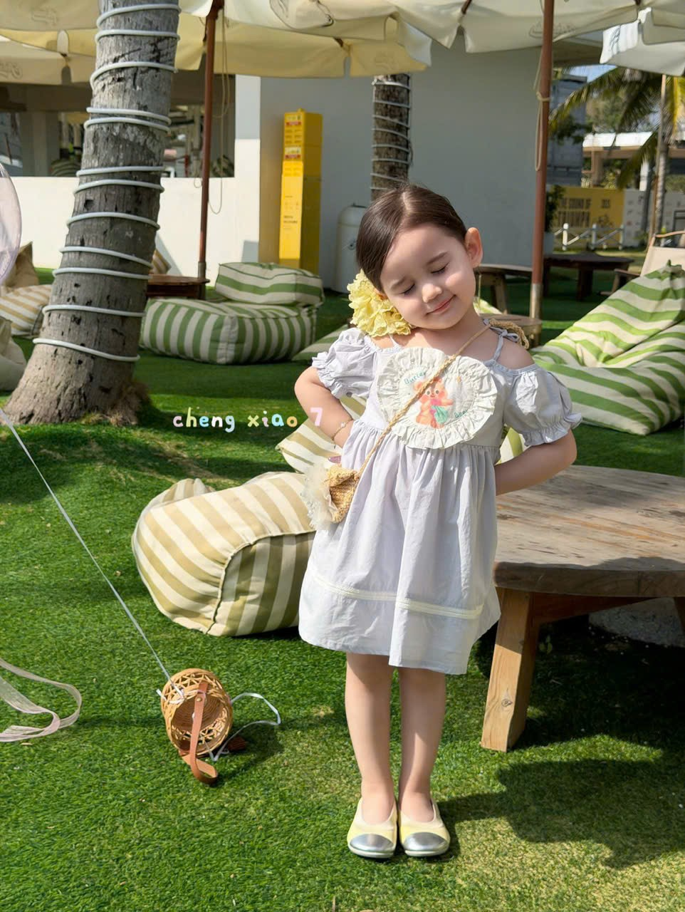 CX105 - Váy bé gái cổ bèo thêu họa tiết đáng yêu phong cách tiểu thư nhẹ nhàng hãng CX7