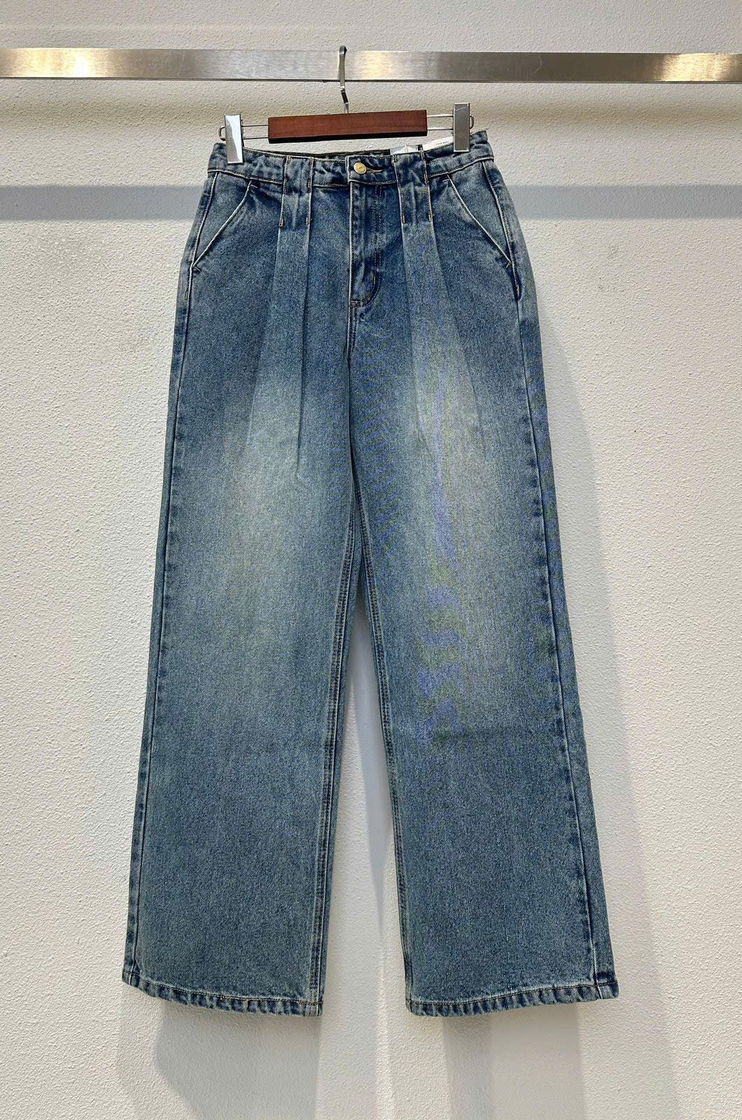 QUAN JEAN THEORLAT_thumbnail_7