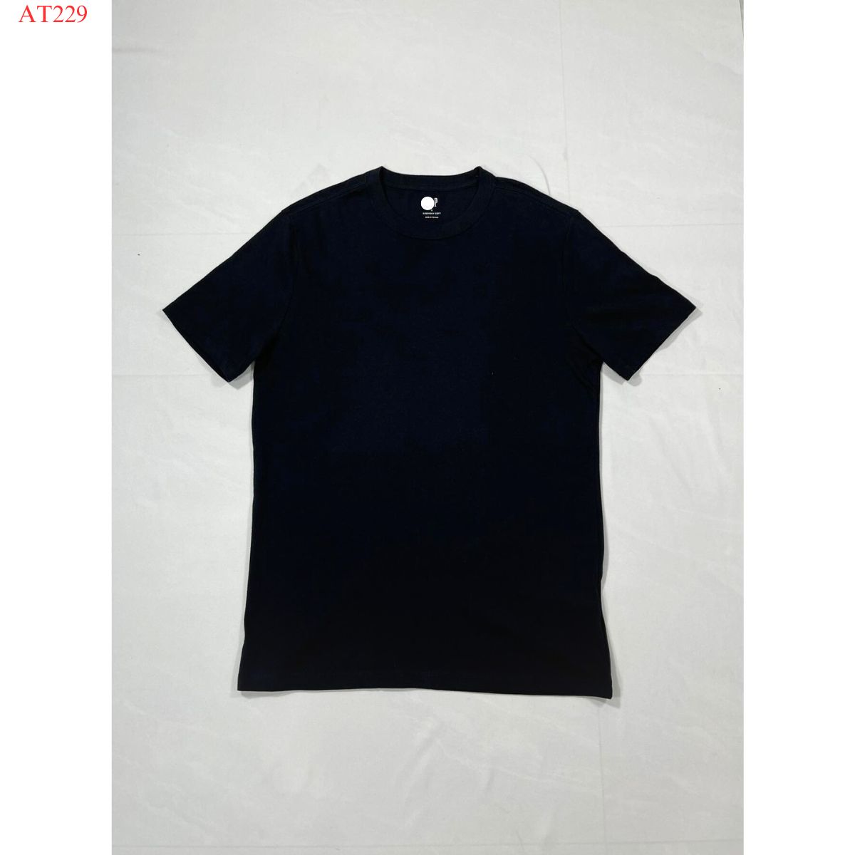 AT229 Áo Thun Nam Gap_thumbnail_4