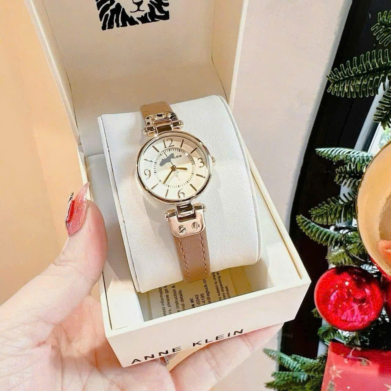 D91 ĐỒNG HỒ NỮ NÂU_thumbnail_3