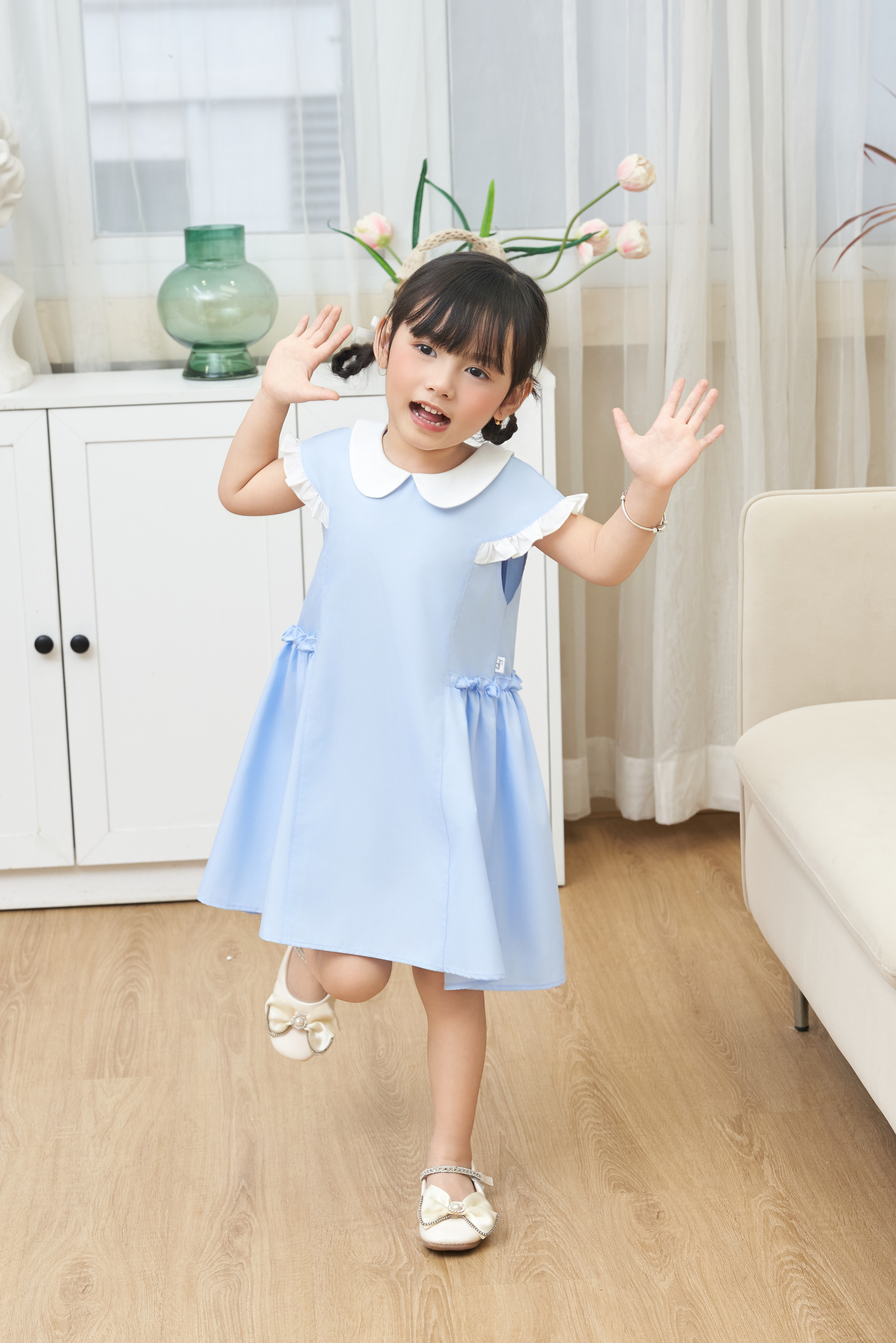 Váy cổ sen vai chờm phối bèo_thumbnail_1