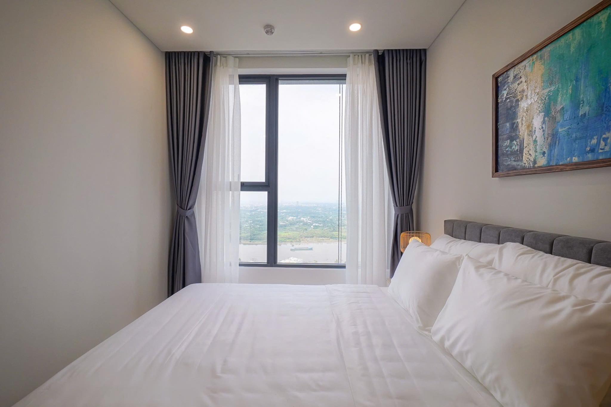 Liên hệ ngay - Chính chủ bán list căn 2PN Lumiere Riverside, nội thất nhập khẩu cao cấp, giá cực rẻ_thumbnail_5