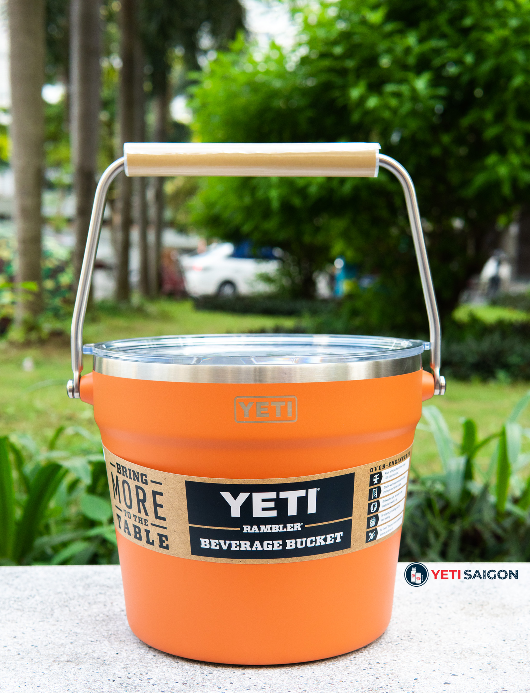 YETI Rambler Beverage Bucket_thumbnail_6