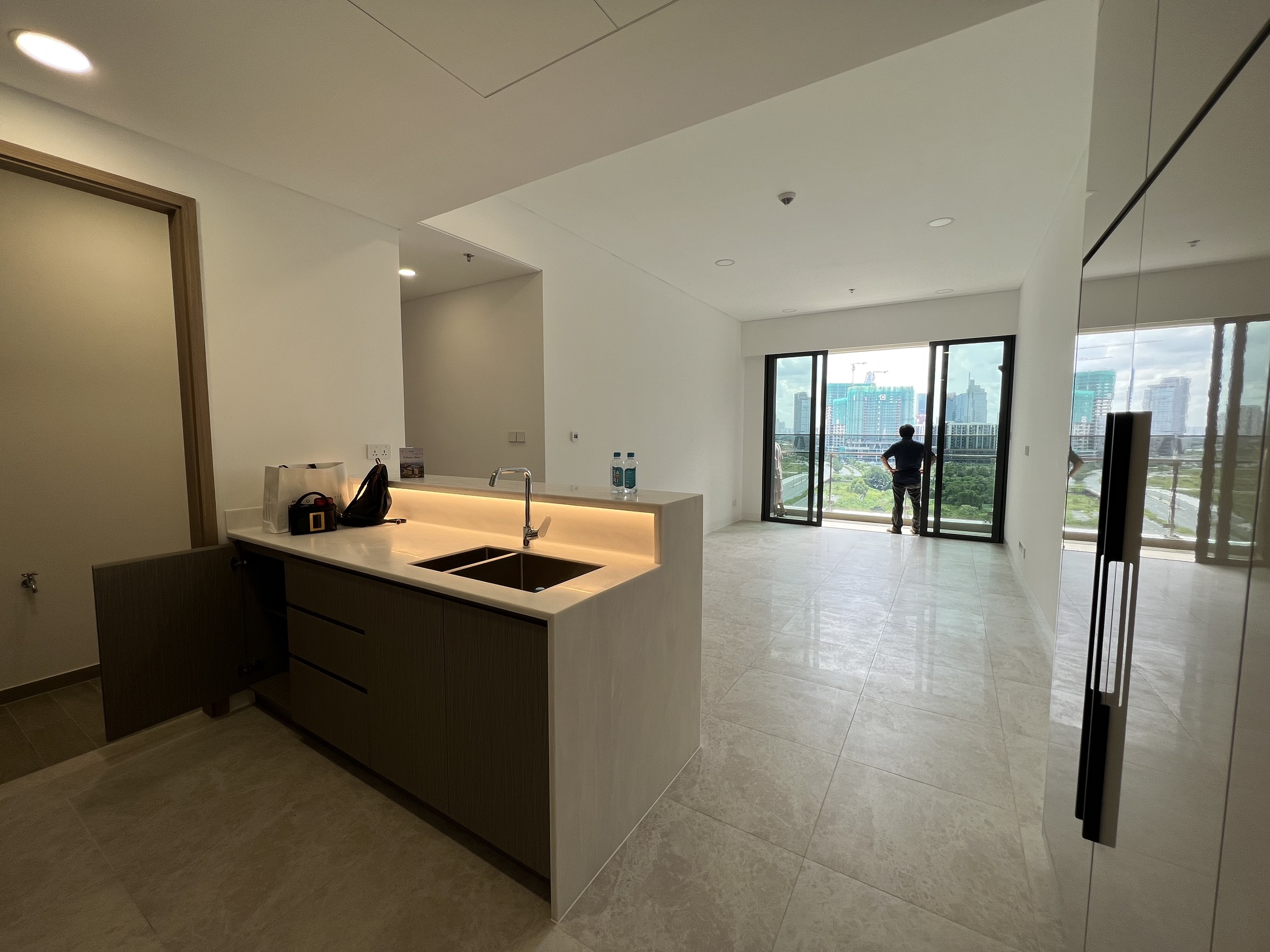 Hàng hiếm căn 2PN vị trí đắc địa view sông Landmark 81_thumbnail_1