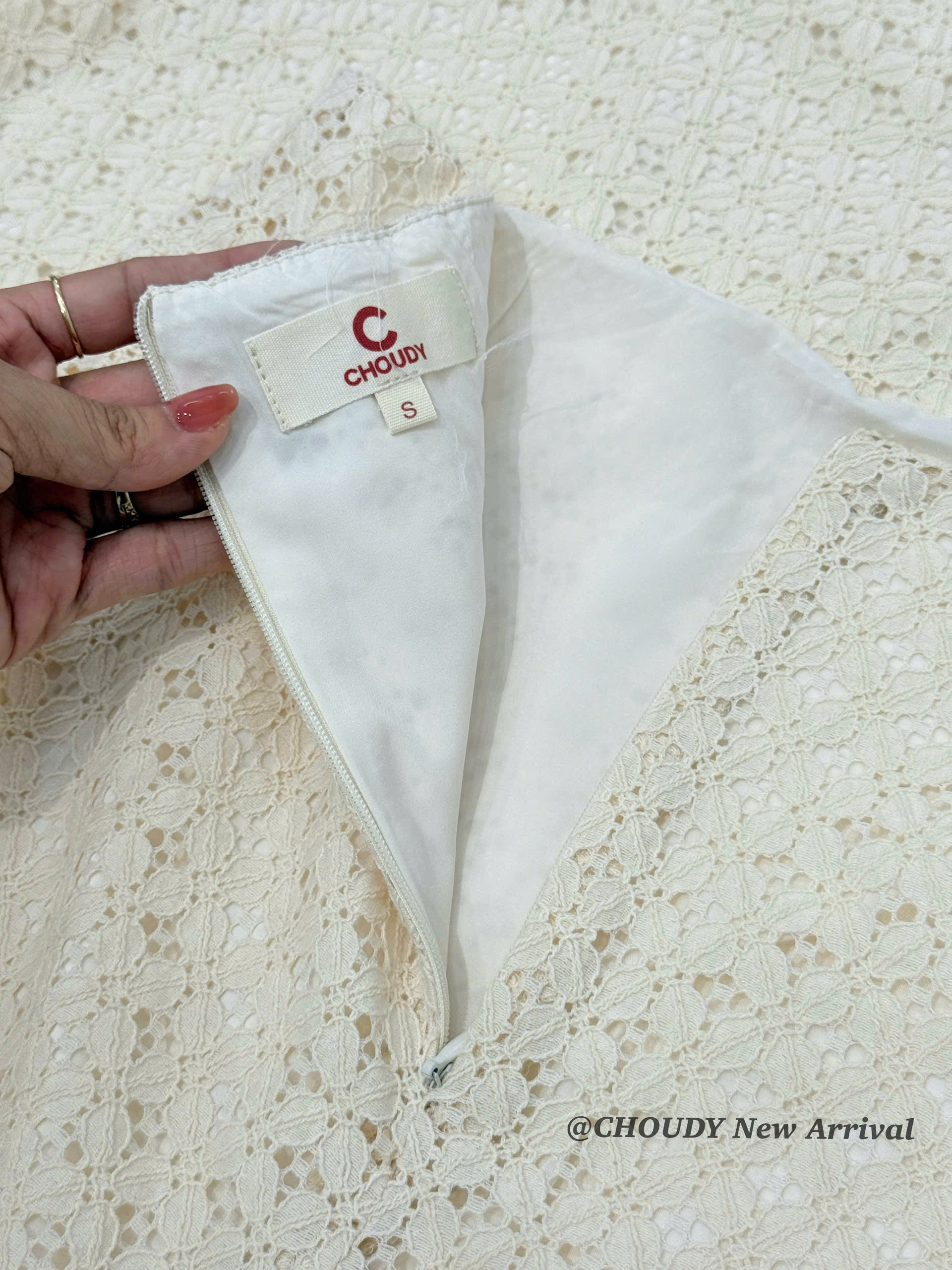 SALE U538 CHÂN VÁY REN_thumbnail_8