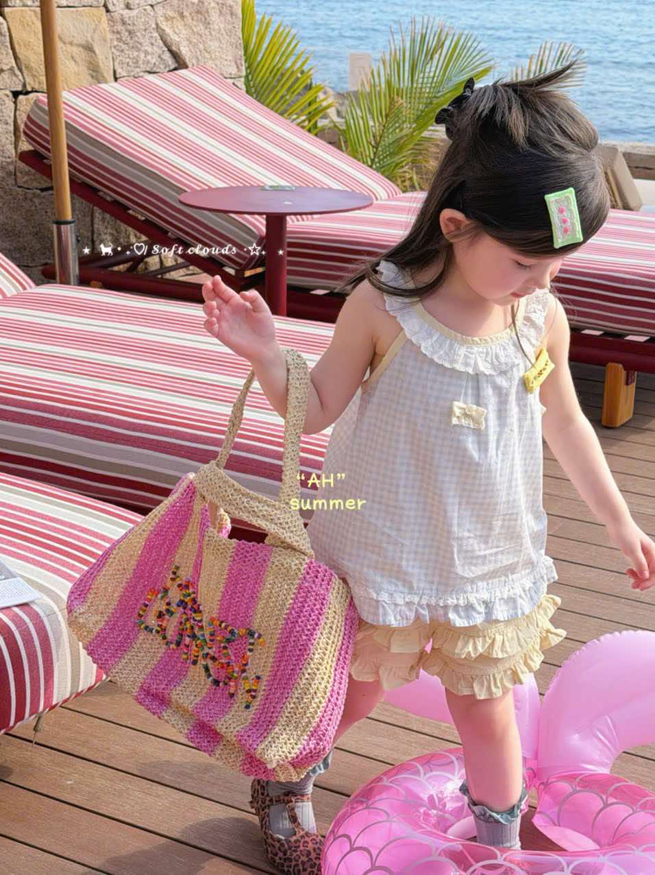 AH29 - Áo thô sát nách caro nhún cổ màu xám kem hãng AH