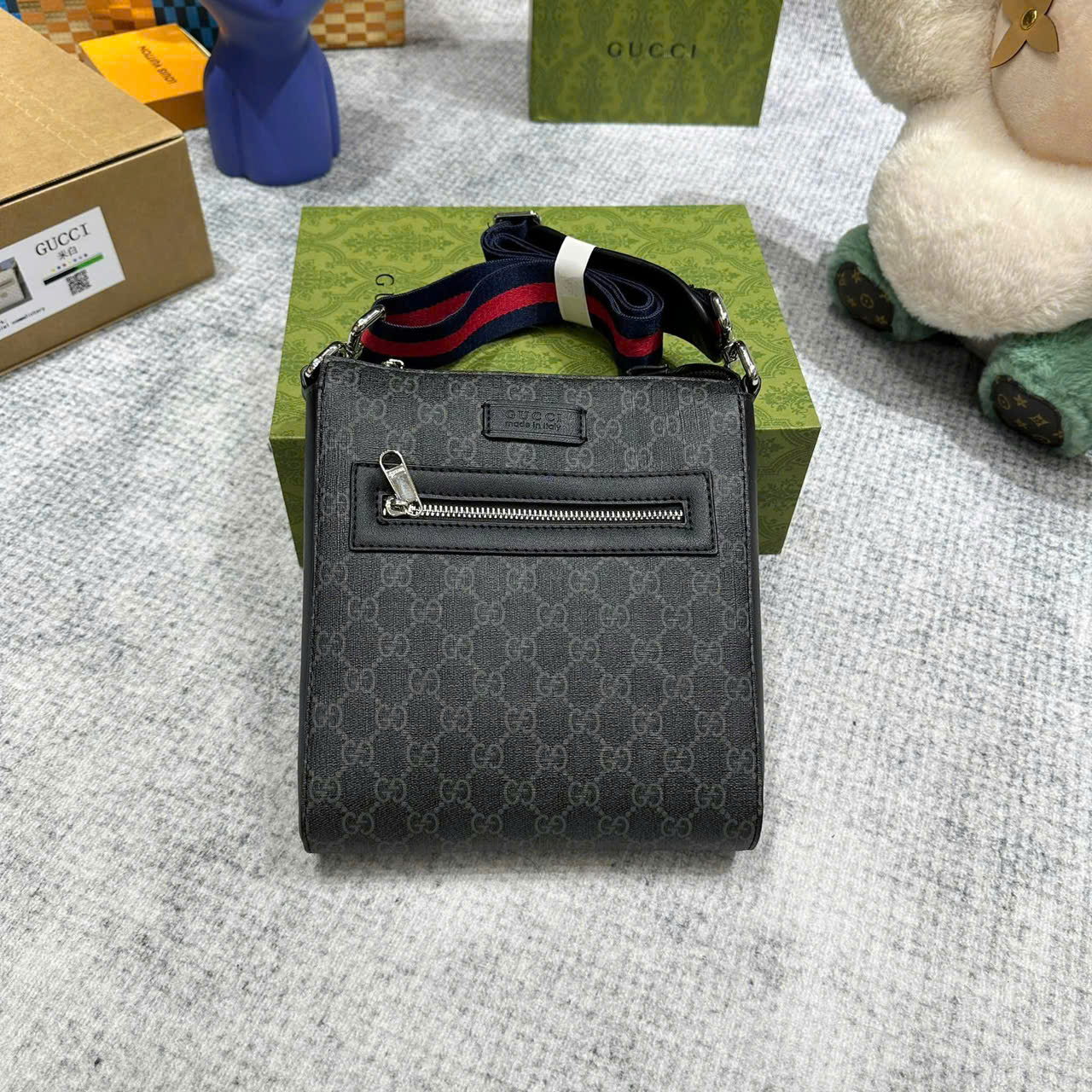 Túi Đeo Chéo Gucci GG Supreme Messenger Bag_thumbnail_3