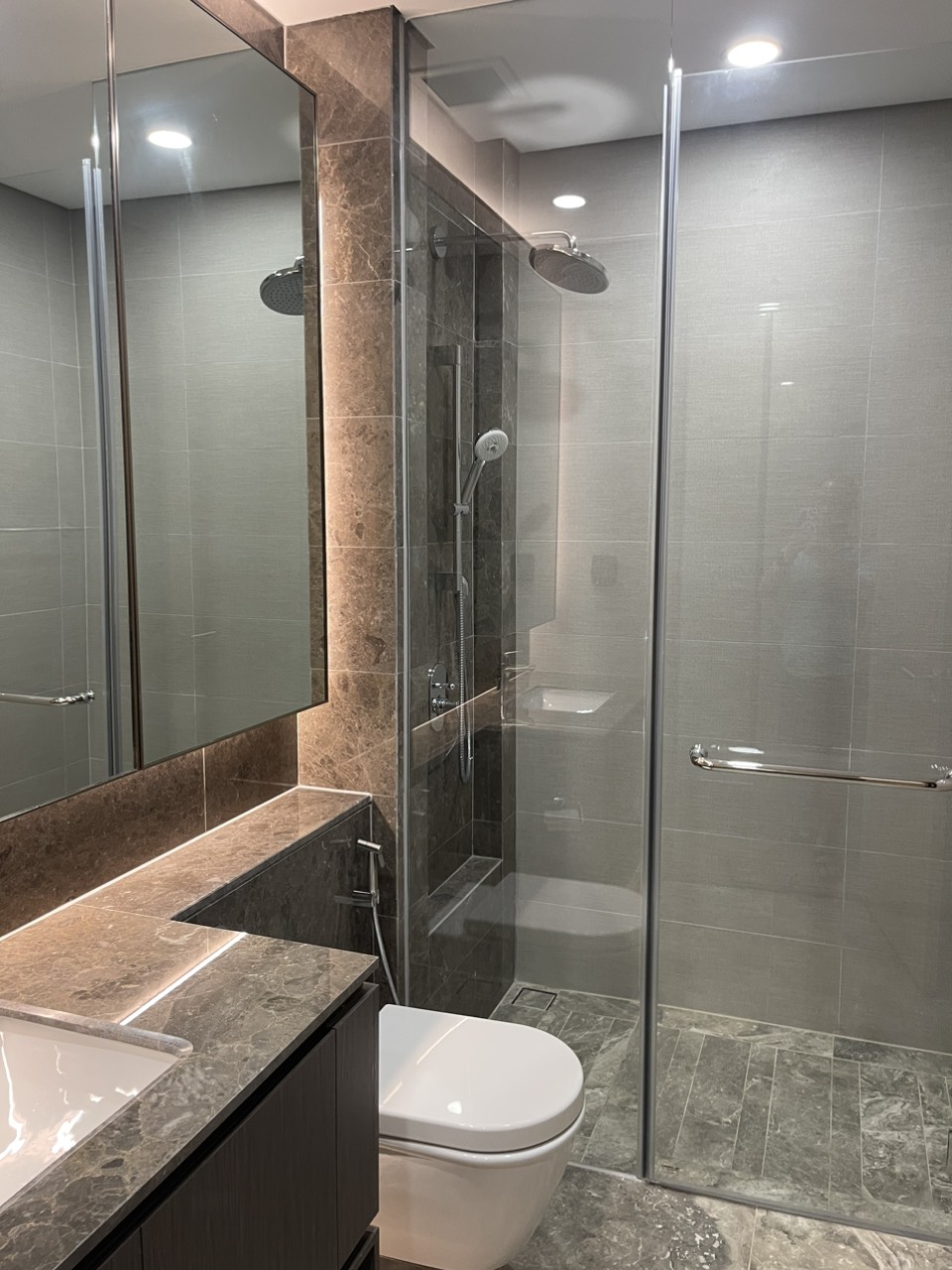 Chủ nhà gửi bán gấp căn 2PN  The River Thủ Thiêm_thumbnail_4