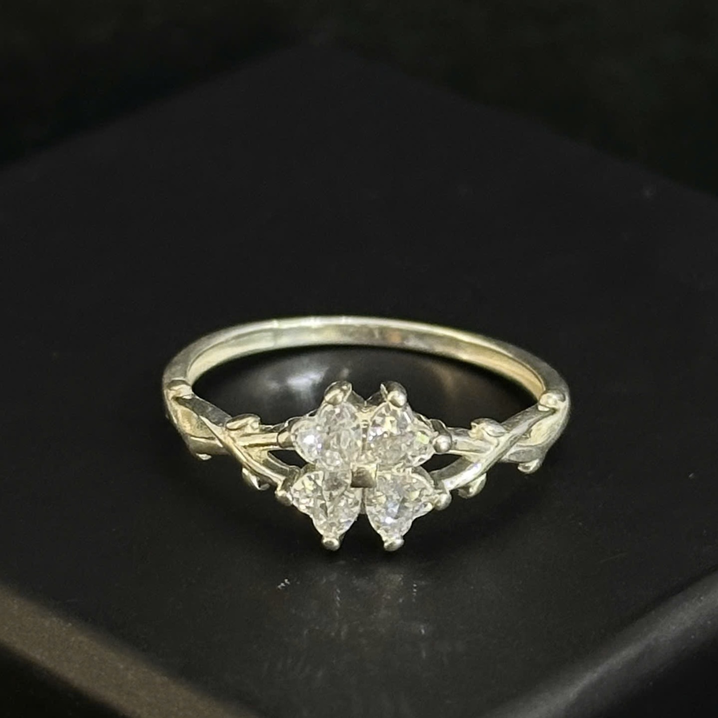 nhẫn kiểu bạc xi kim cỏ 4 lá size 6