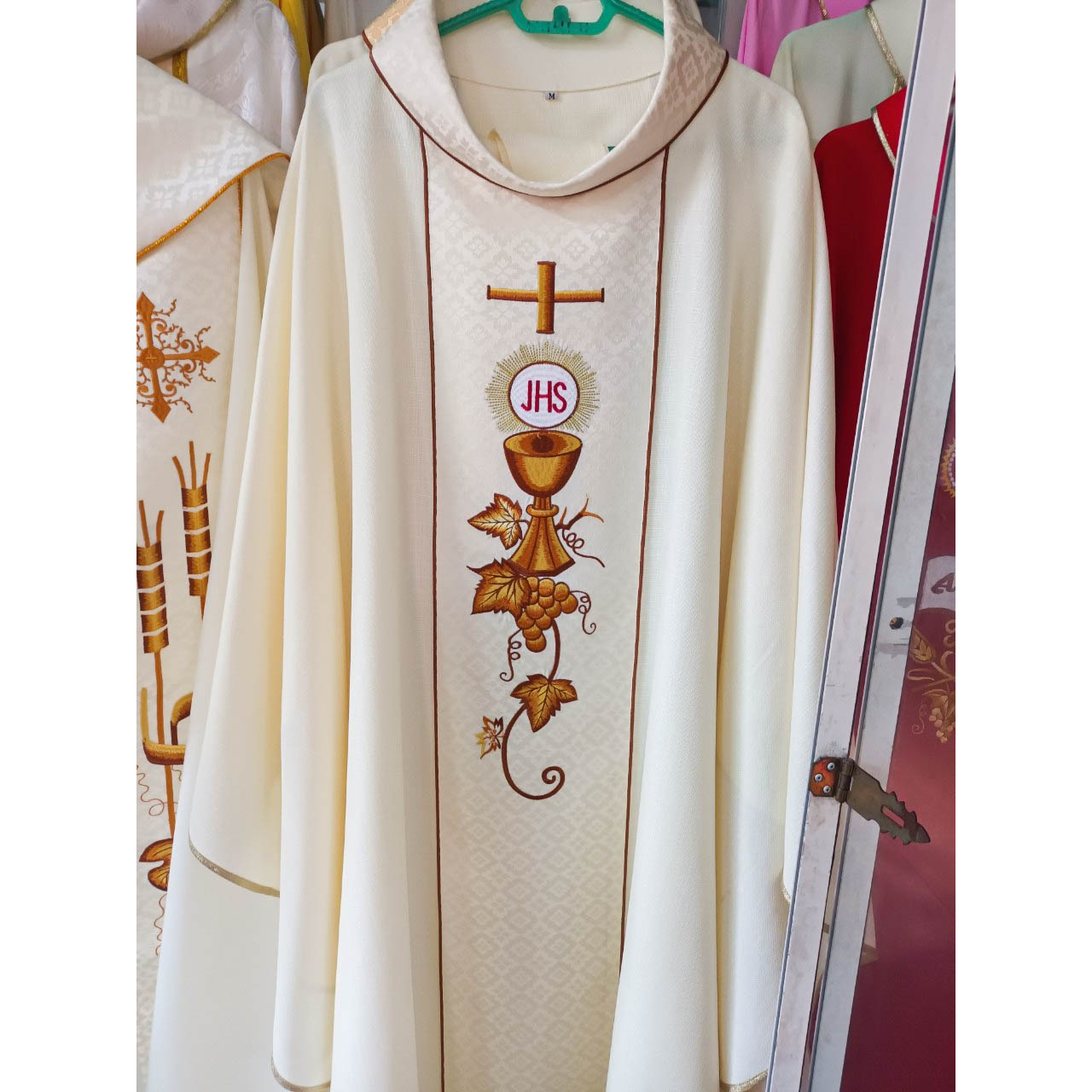 Áo lễ linh mục màu kem - Qùa tặng tân linh mục - Qùa tặng cha xứ