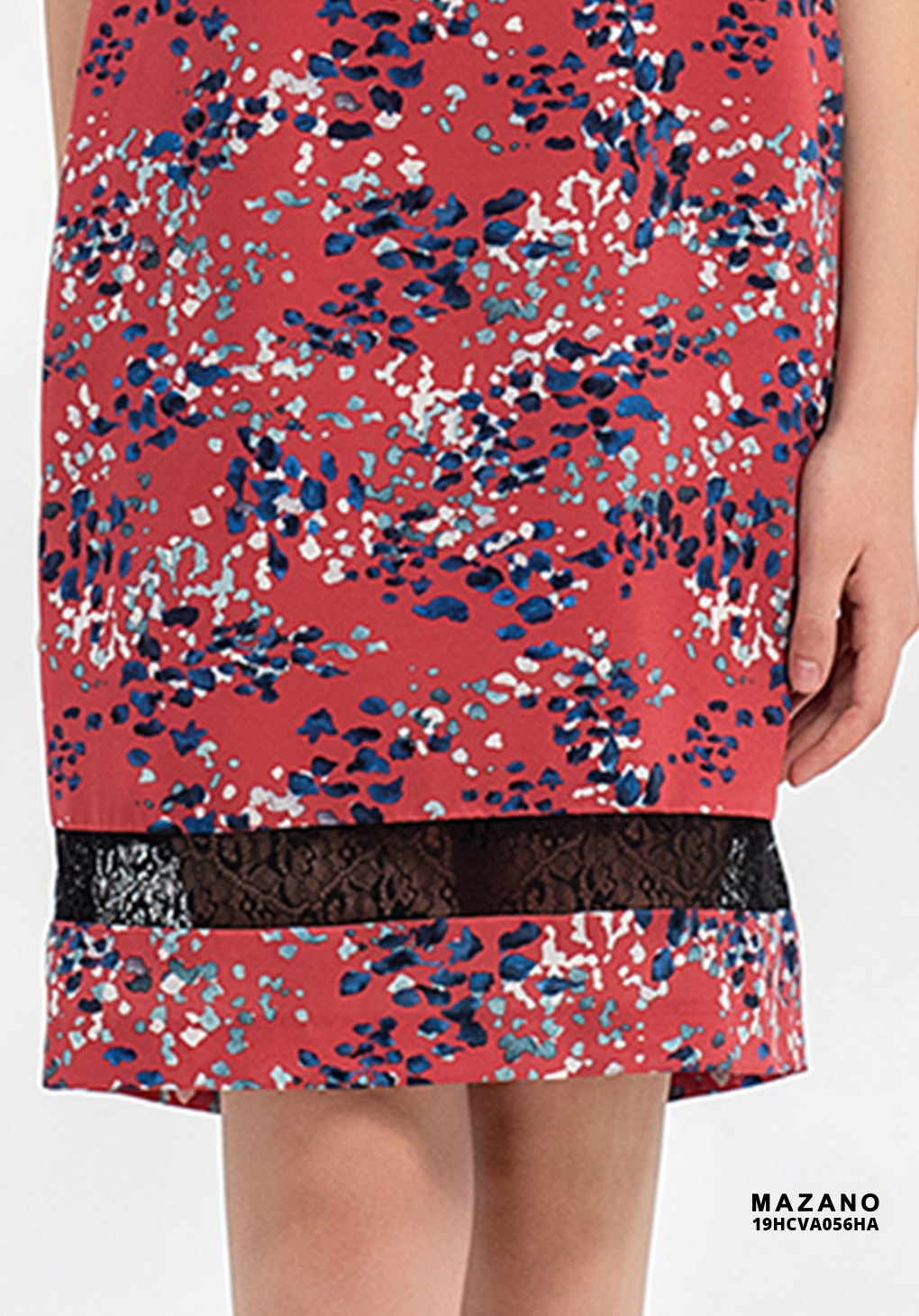 Đầm đỏ họa tiết loang phối ren_thumbnail_2