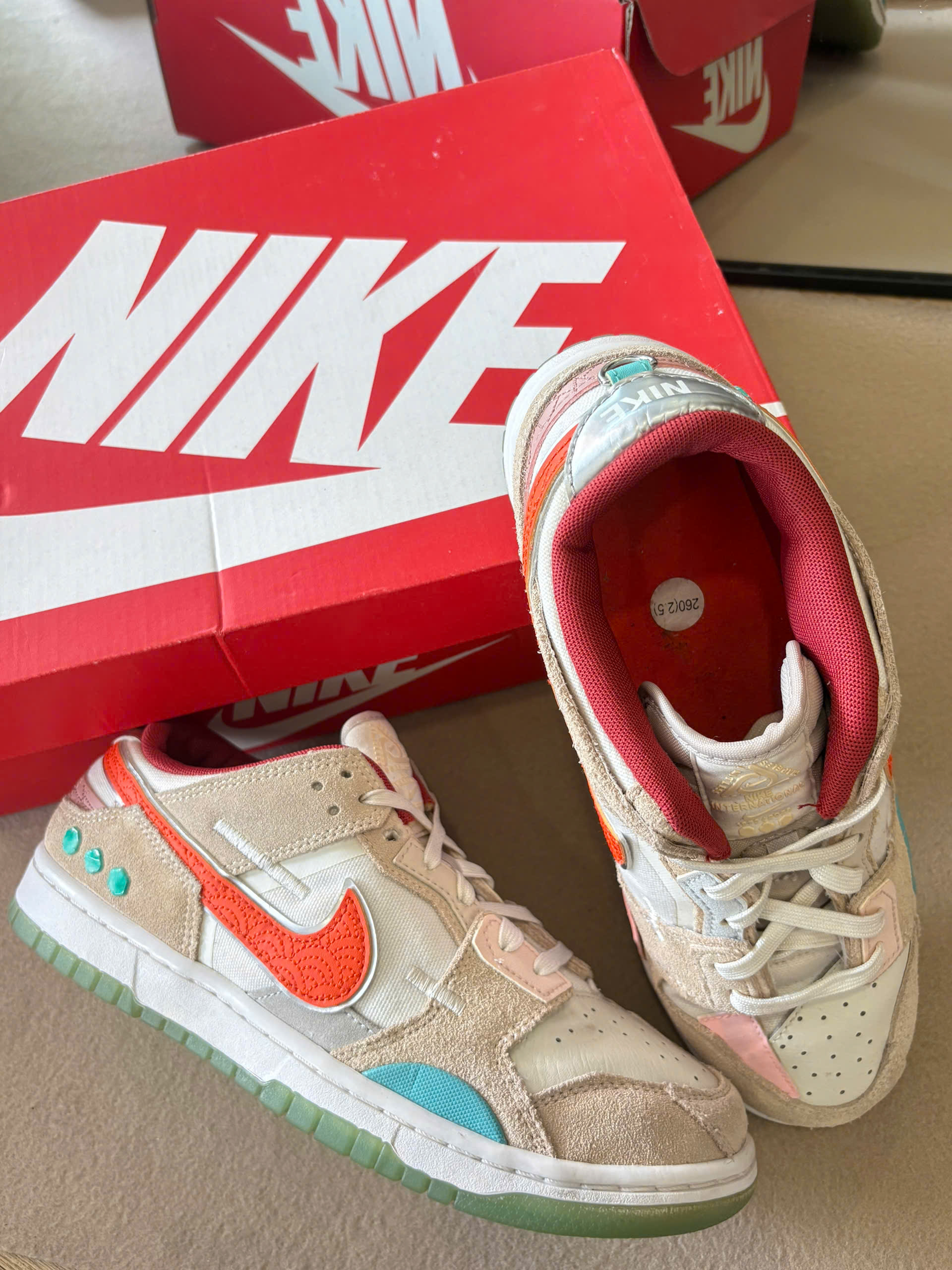 Nike Dunk Low Scrap "Shapeless, Formless, Limitless" DQ4975-181