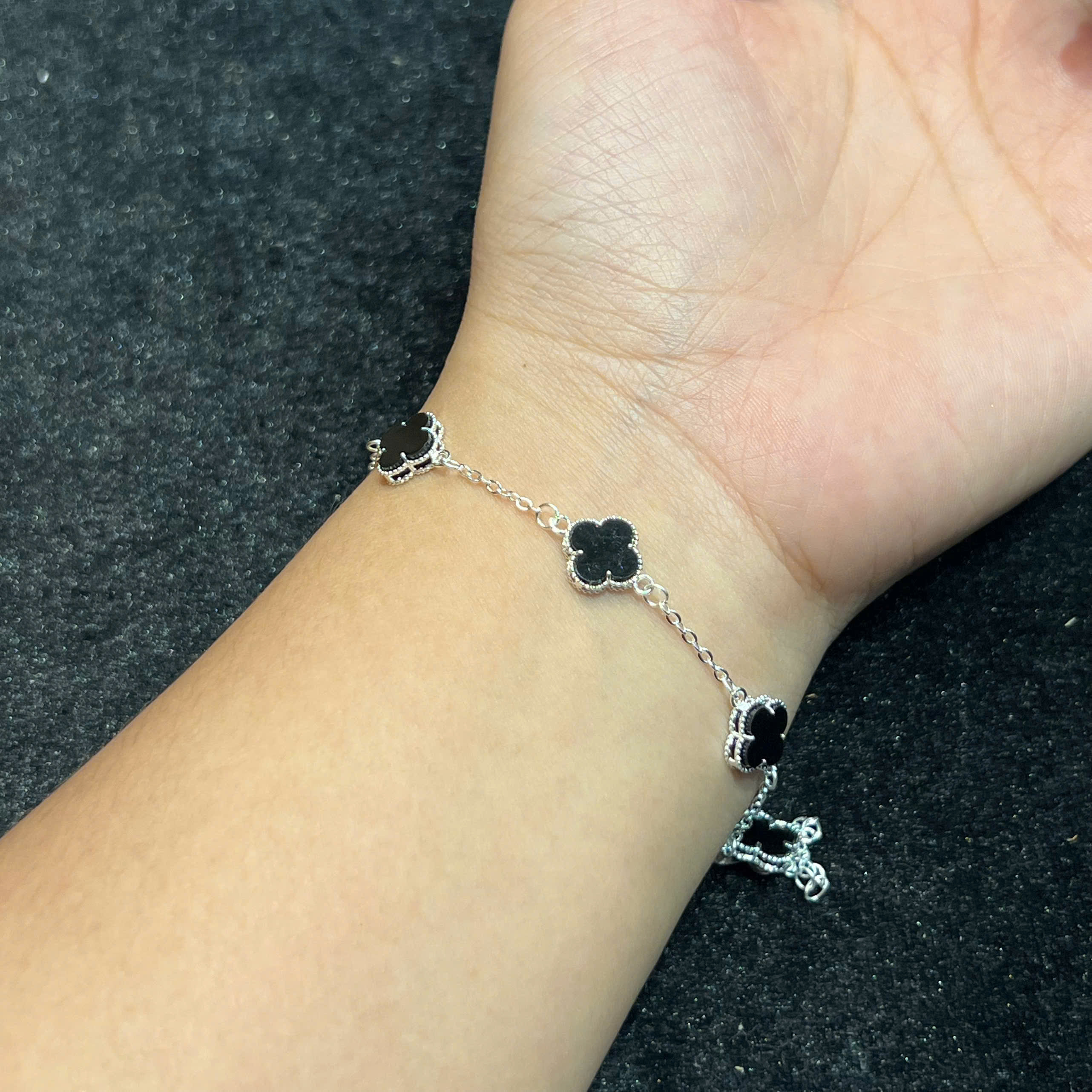 Vòng tay bạc xi kim Vancleef đen xà cừ mảnh_thumbnail_2