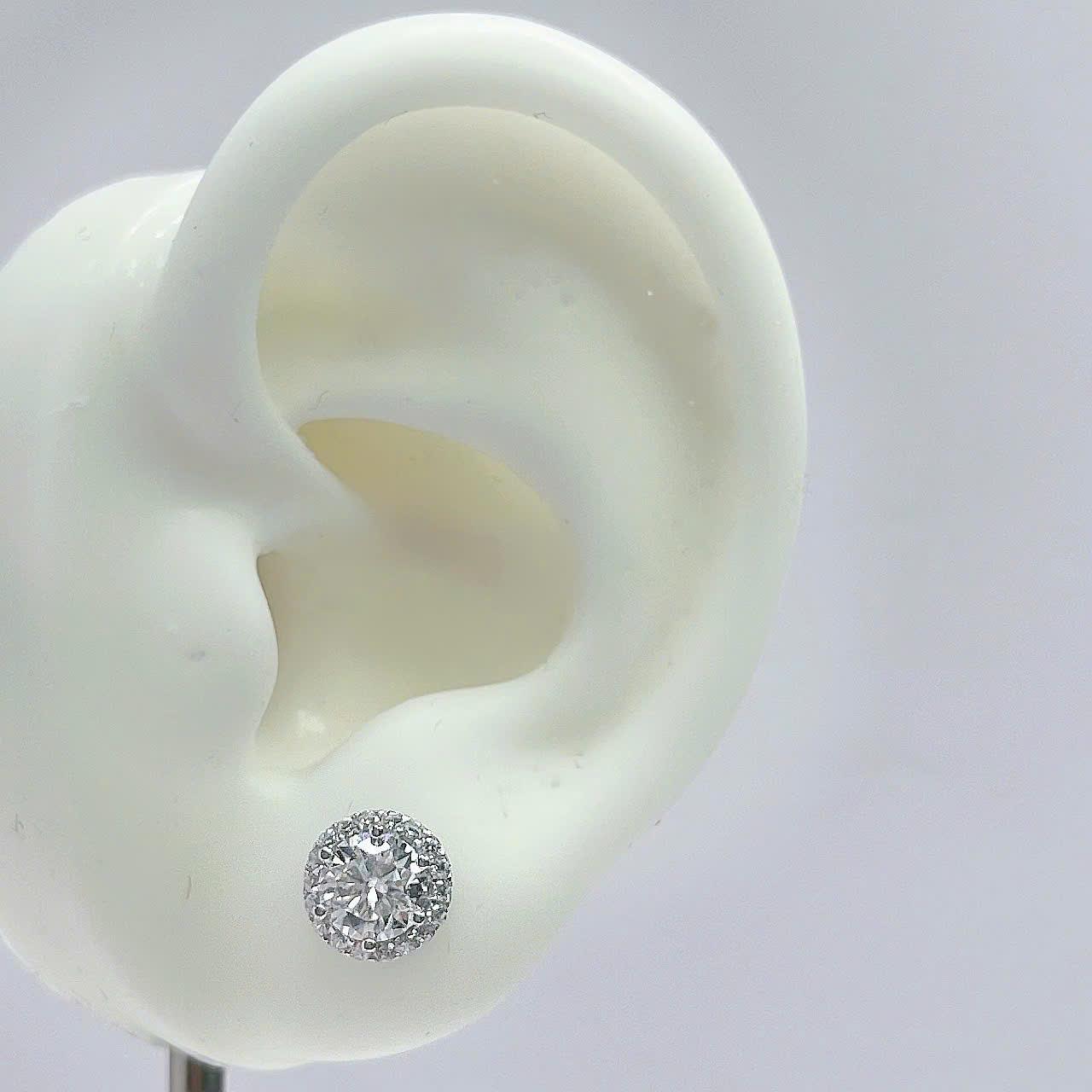 Khuyên tai bạc kim cương mois viền đá tấm