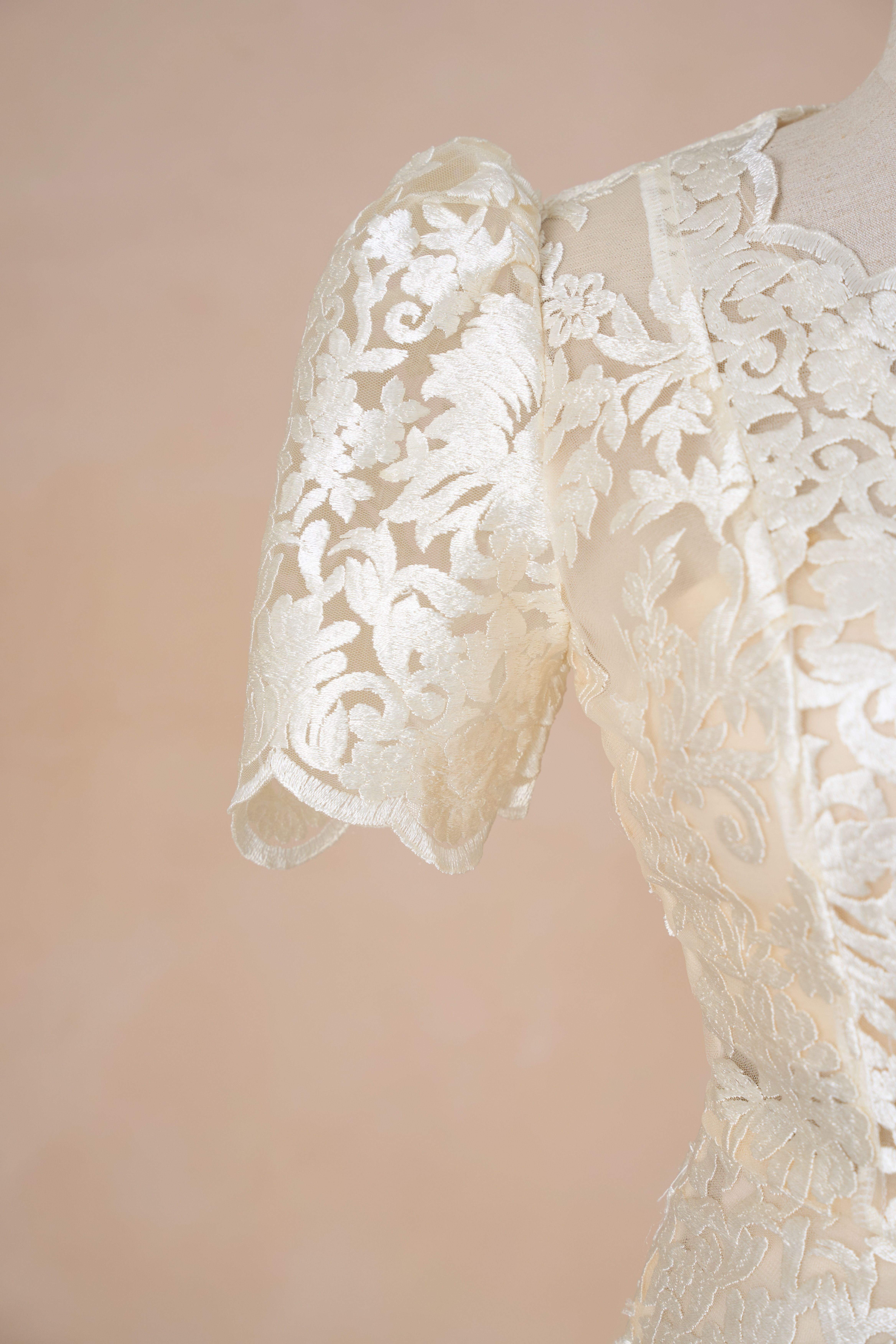 Áo PL Ren Cổ V 2 Cúc_thumbnail_3