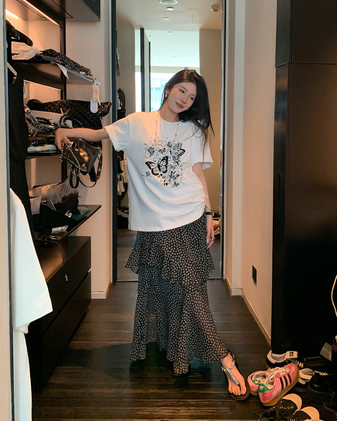 Áo thun nữ form vừa regular tôn dáng ARD1502 Miucho Chic vải cotton co giản cổ tròn in artwork_thumbnail_9