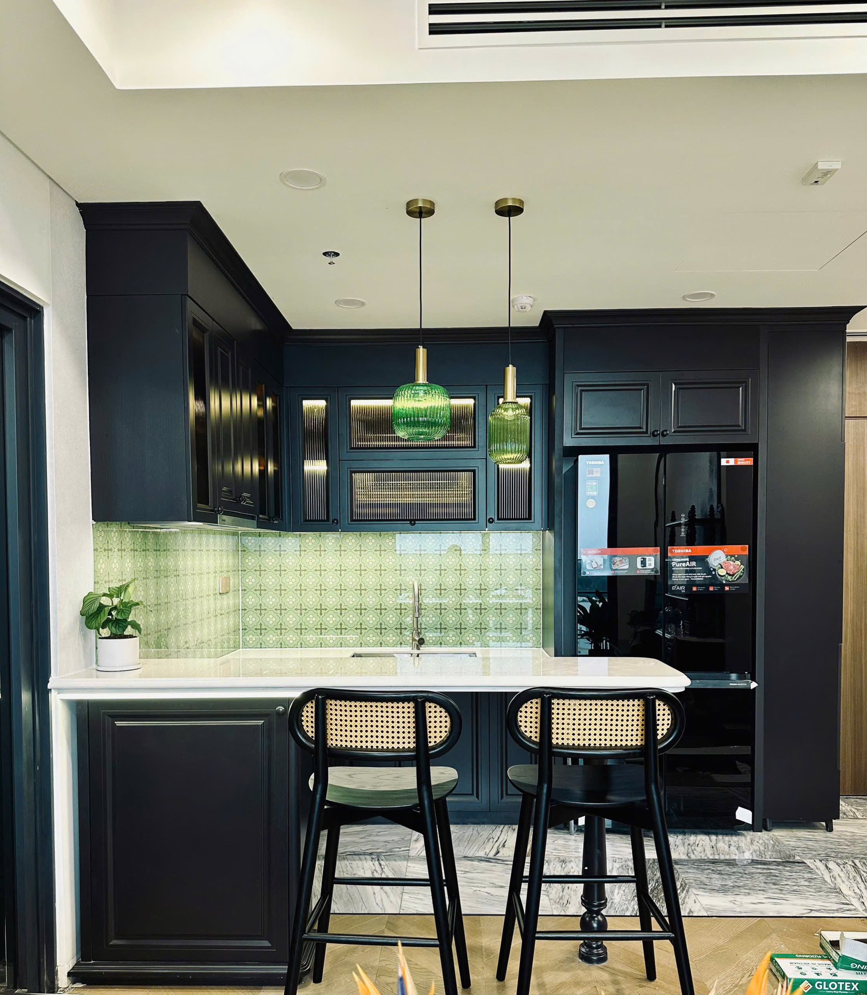 BÁN CĂN HỘ 2 PHÒNG NGỦ VIEW SÔNG, NỘI THẤT THIẾT KẾ CỰC ĐẸP_thumbnail_2