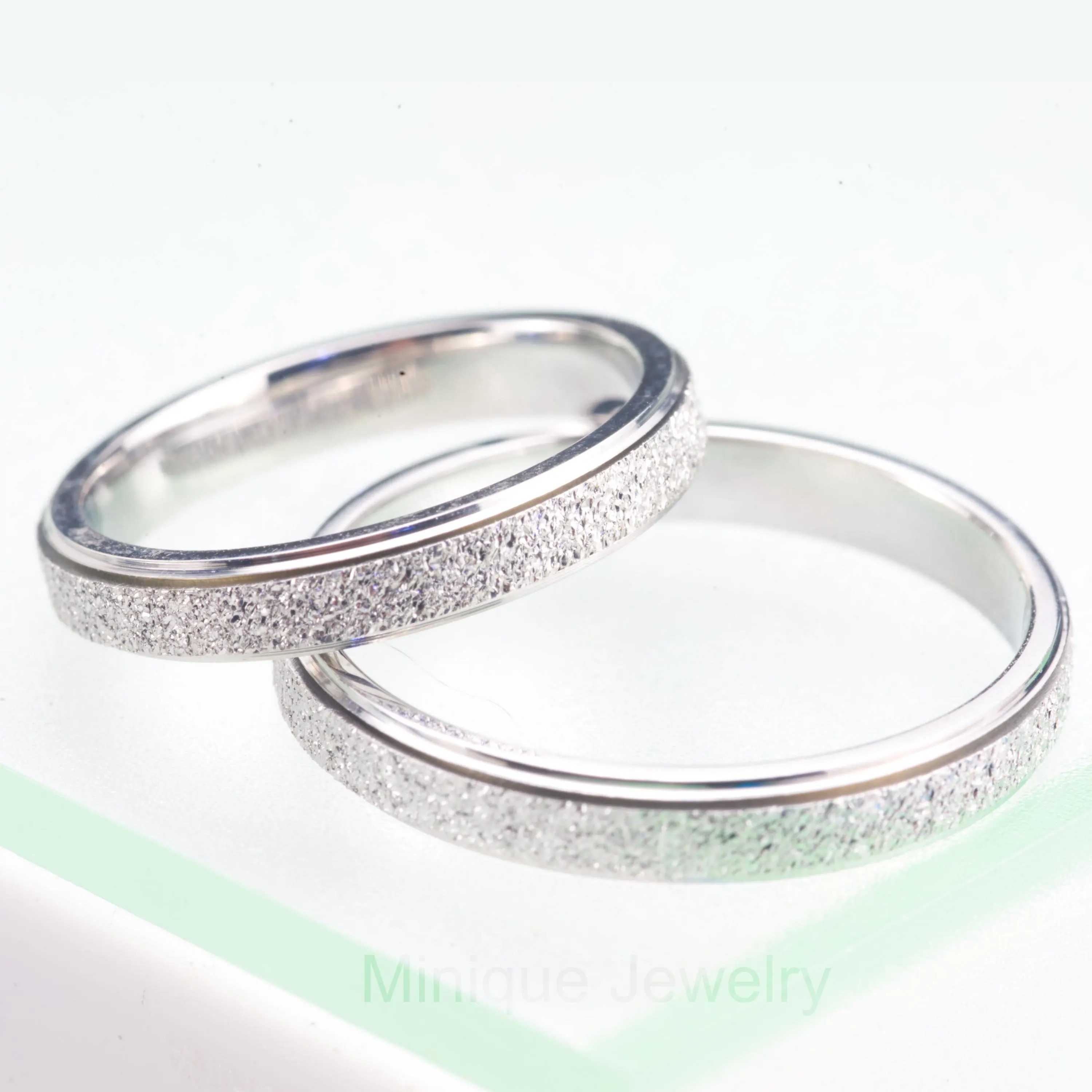 Professional Looking Spinner Ring_thumbnail_5