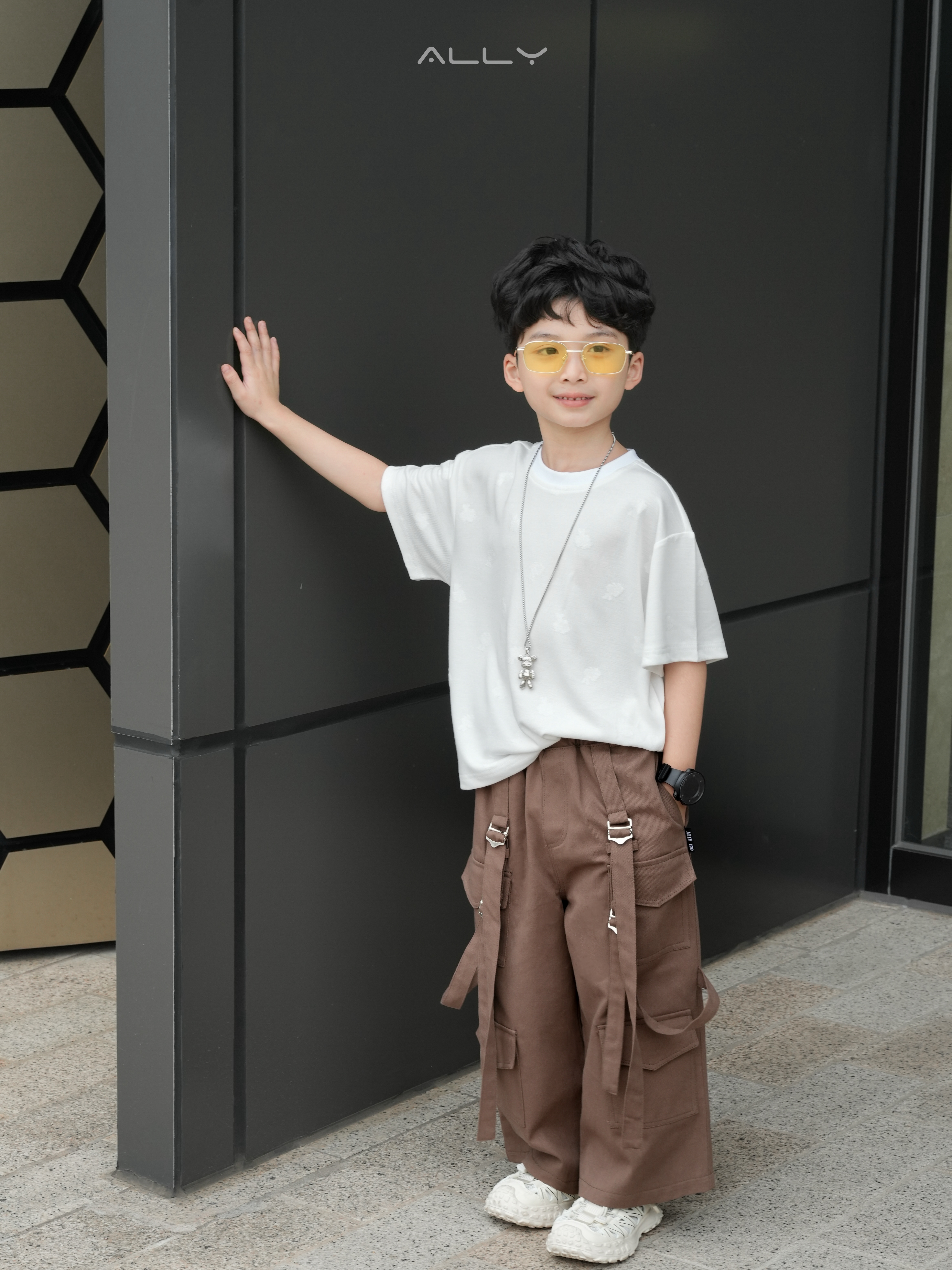 Áo Thun ALLY Bé Trai Cotton Cao Cấp – Thêu Hình Thỏ Chìm Cực Xinh – Dáng Rộng Unisex _thumbnail_1