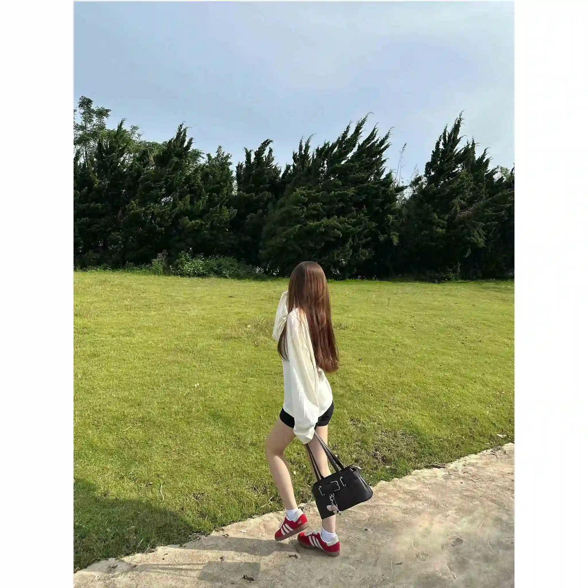 Áo thun boxy local brand Miucho vải cotton thoáng mát tay dài cổ tròn Doremon in mix 2771_thumbnail_6