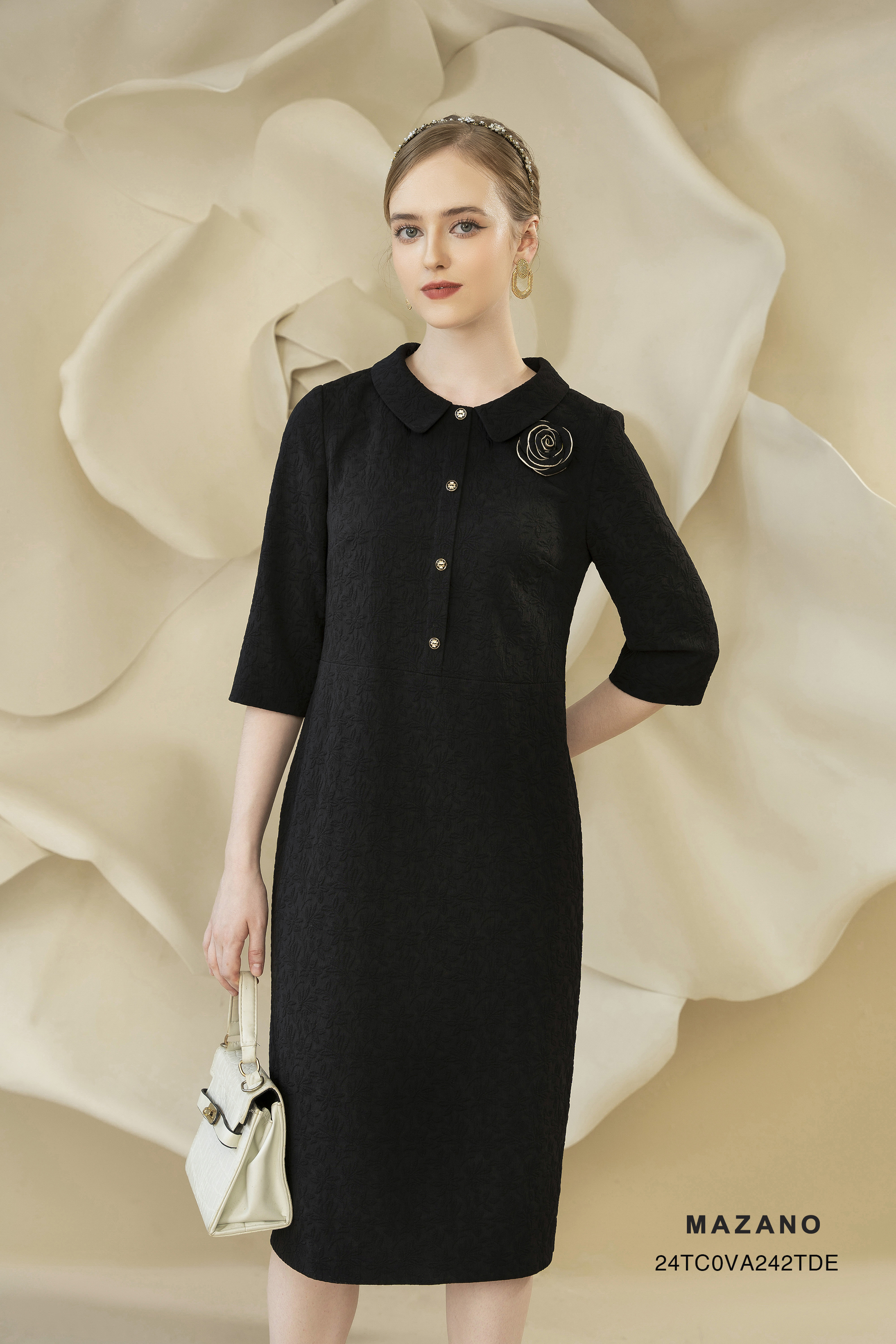 Váy Đầm suông tiết chế eo Vải Gấm thô mỏng Đính hoa cuốn, Cổ bẻ Tay lỡ Dài đến bắp_thumbnail_3