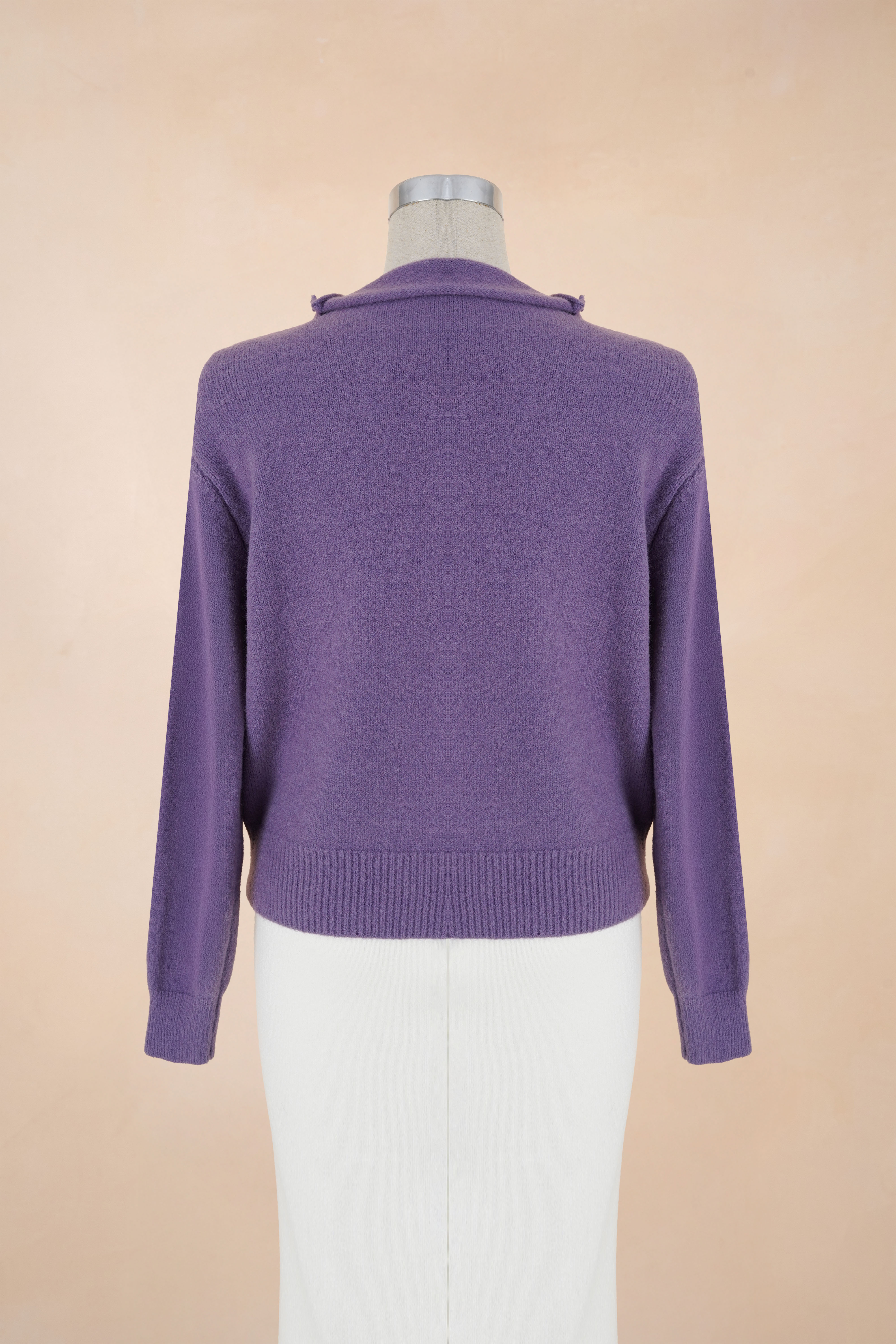 Áo Len Cổ Tròn Cúc Dọc_thumbnail_2