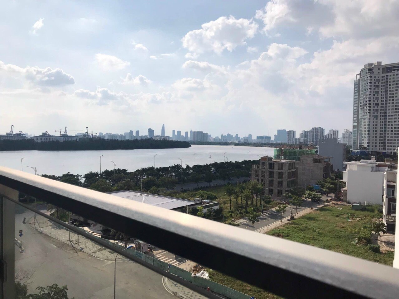 Bán gấp 2PN One Verandah tầng cao view thoáng mát, giá bán từ 6.7 tỷ_thumbnail_4
