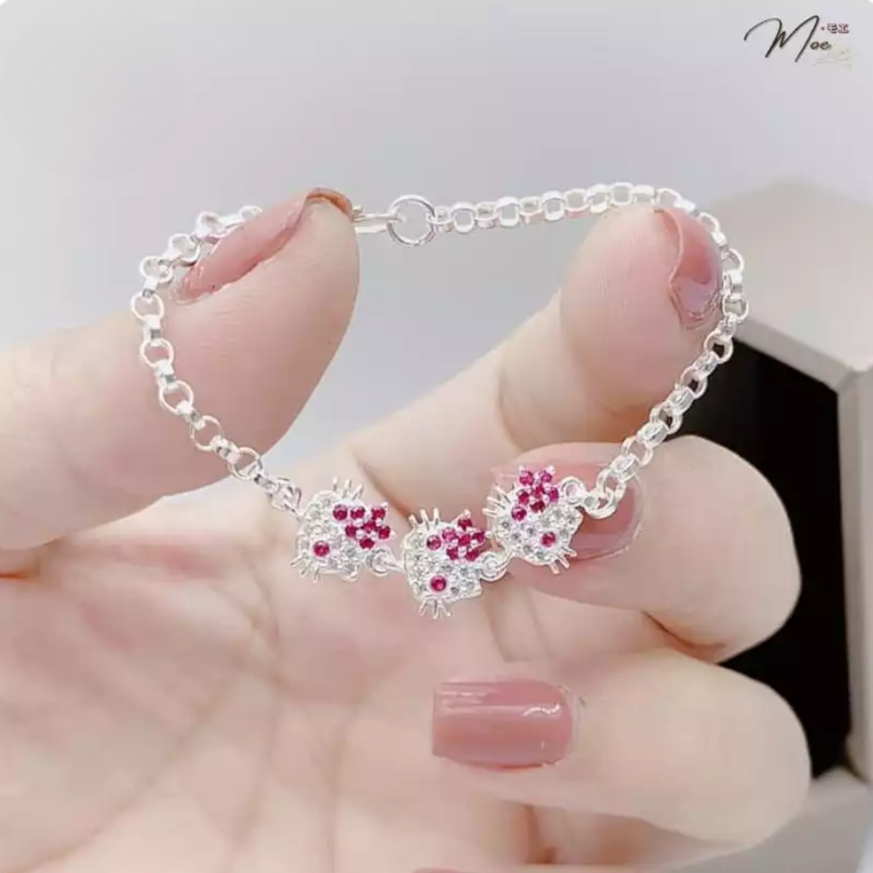 B23 - Lắc tay Hello Kitty